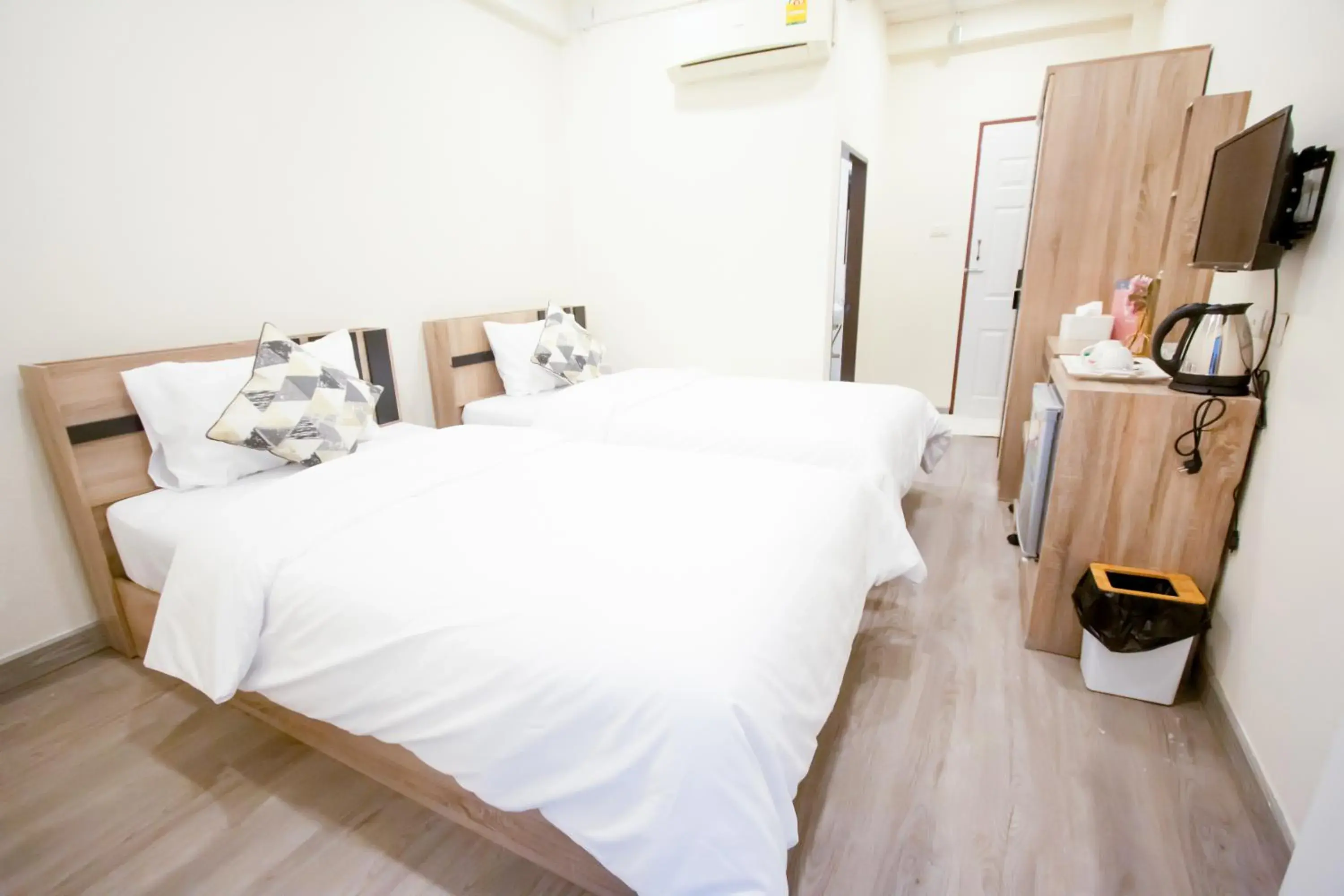 Superior Twin Room in ATC Residence Superior Twin Room in ATC Residence