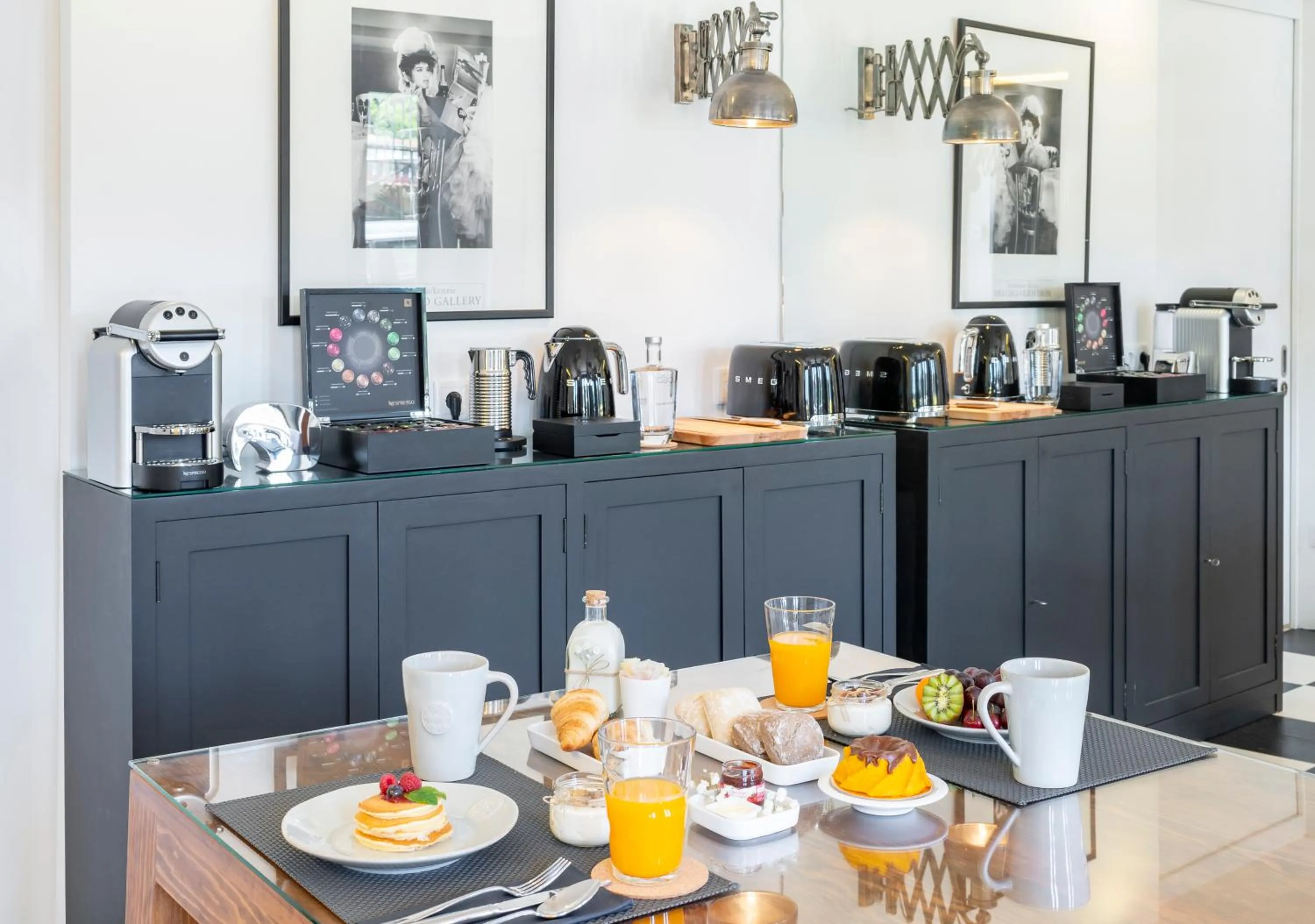 Breakfast in Miragaia - Riverside Suites - Adults Only
