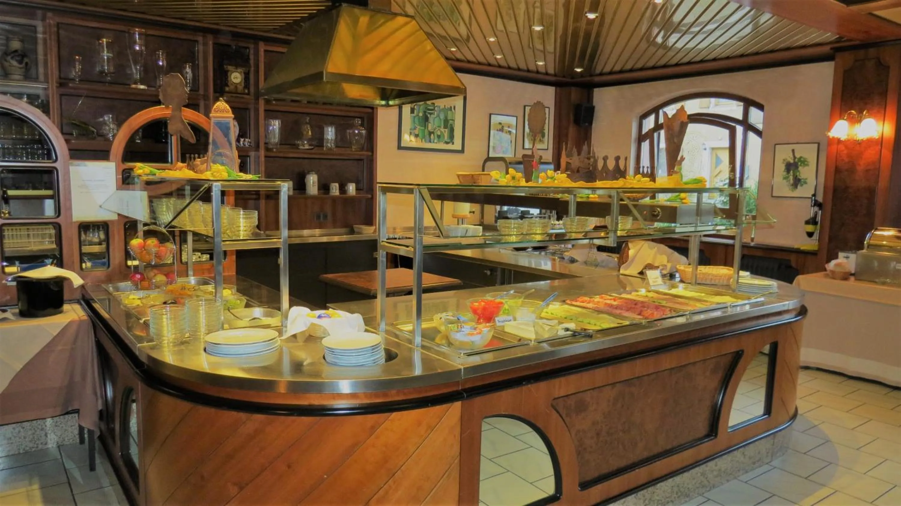 Buffet breakfast in Hotel Rebstock