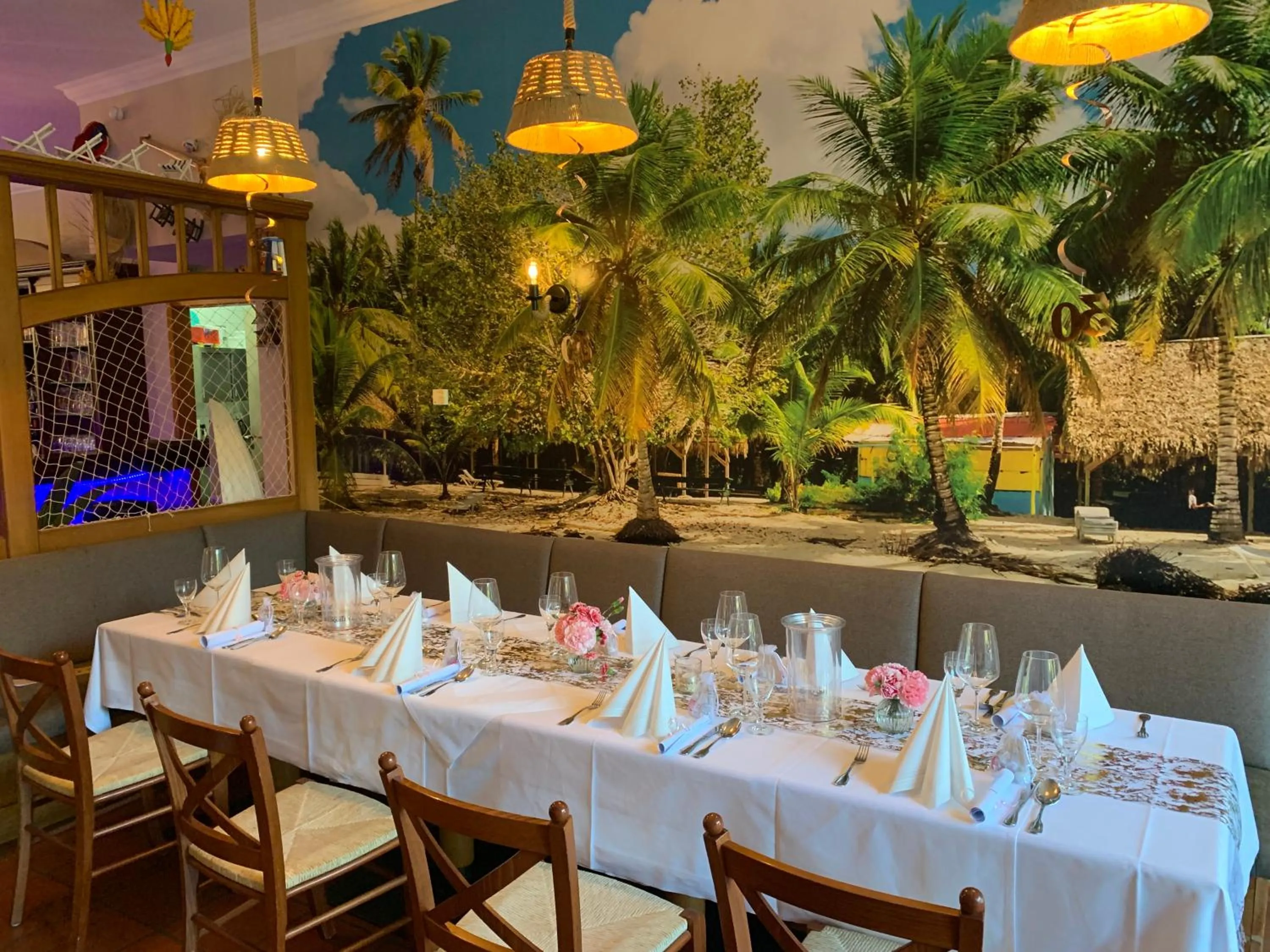 Restaurant/places to eat in Glockenhof