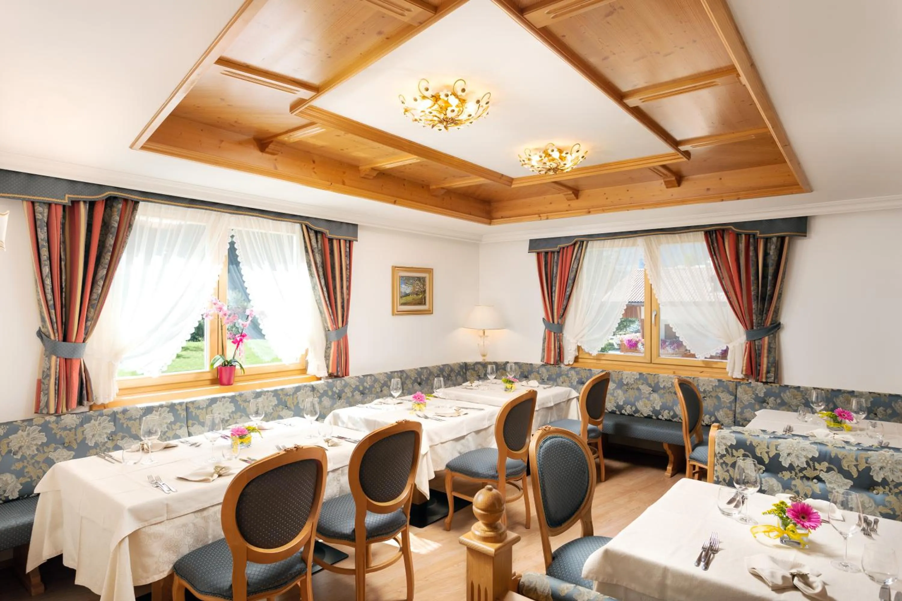 Restaurant/places to eat in Hotel Gries