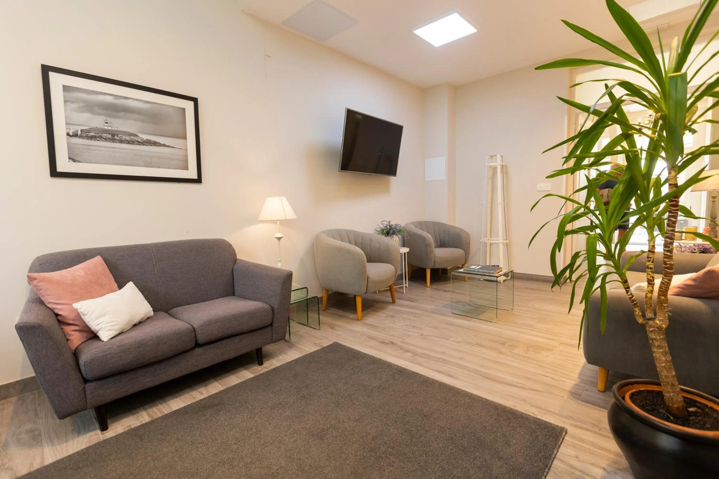 Communal lounge/ TV room in Hotel Ros Mary