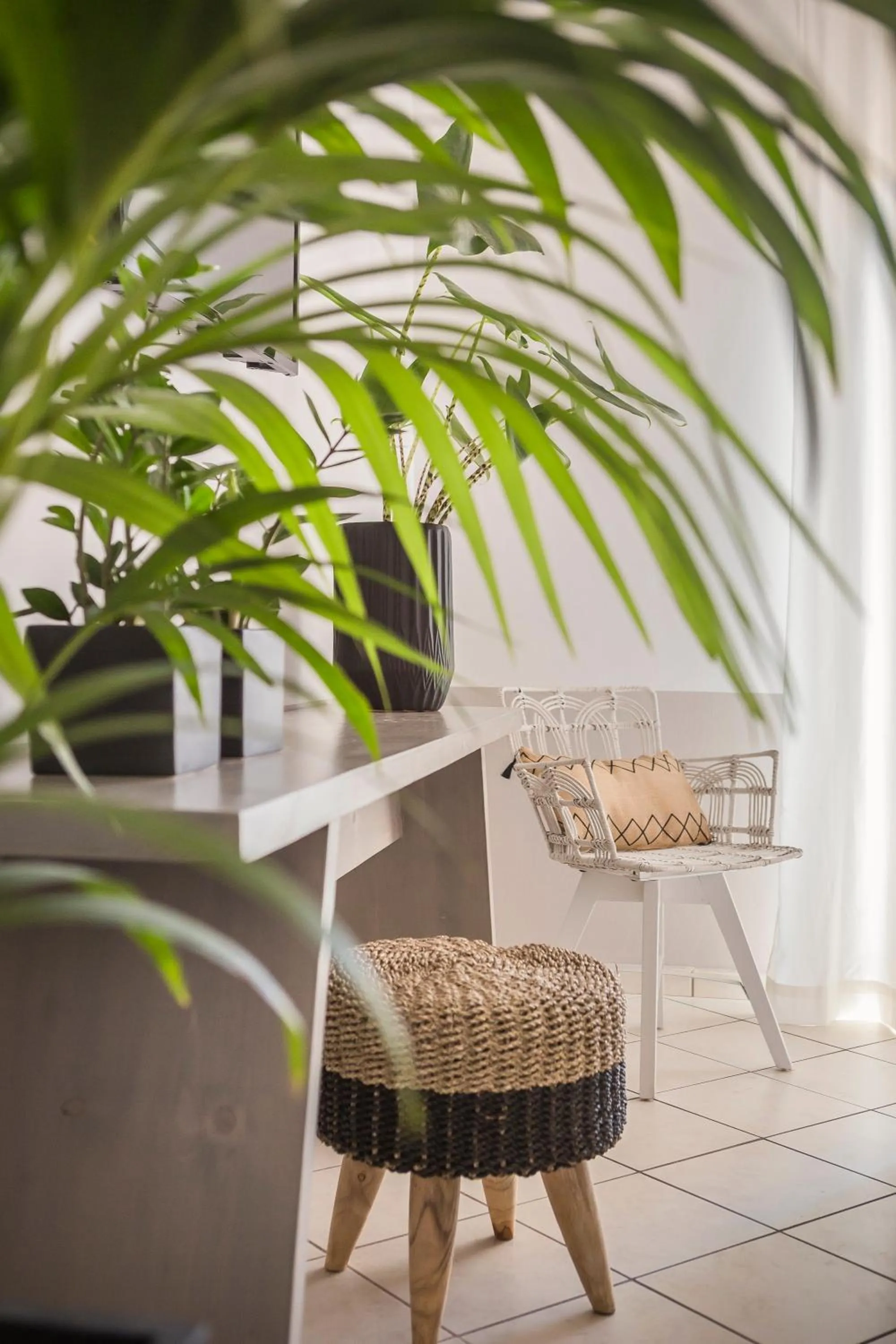 Seating area in Makis Hotel