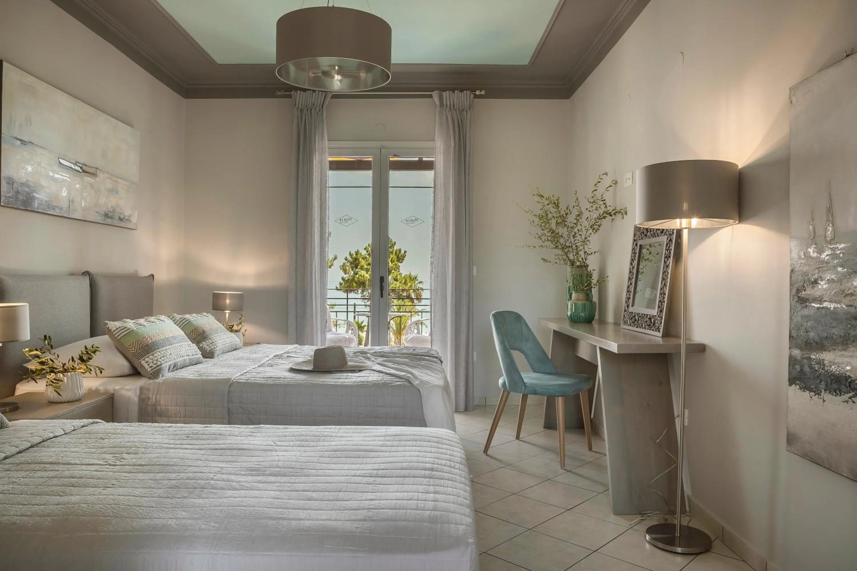 Photo of the whole room, Bed in Makis Hotel