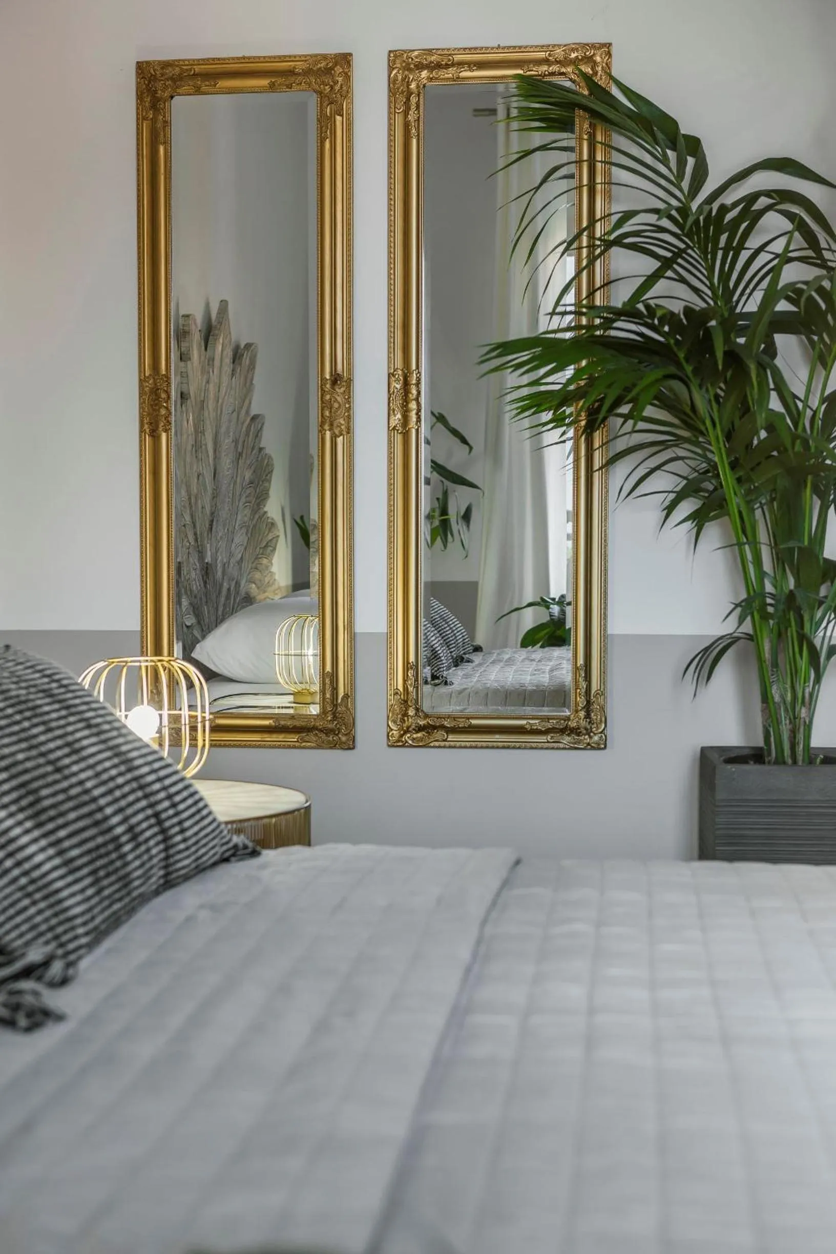 Decorative detail, Bed in Makis Hotel