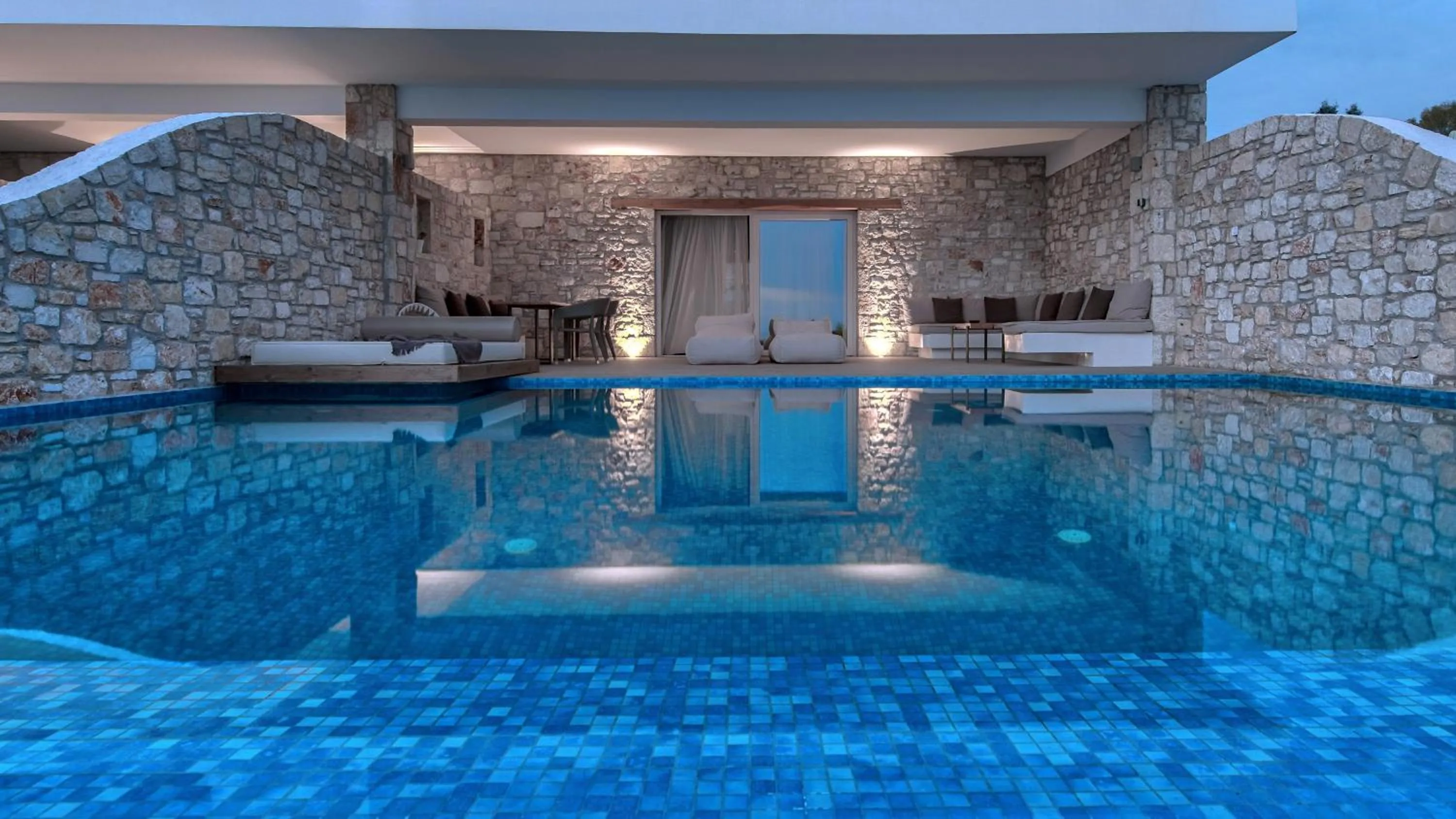 Aliv stone suites & spa