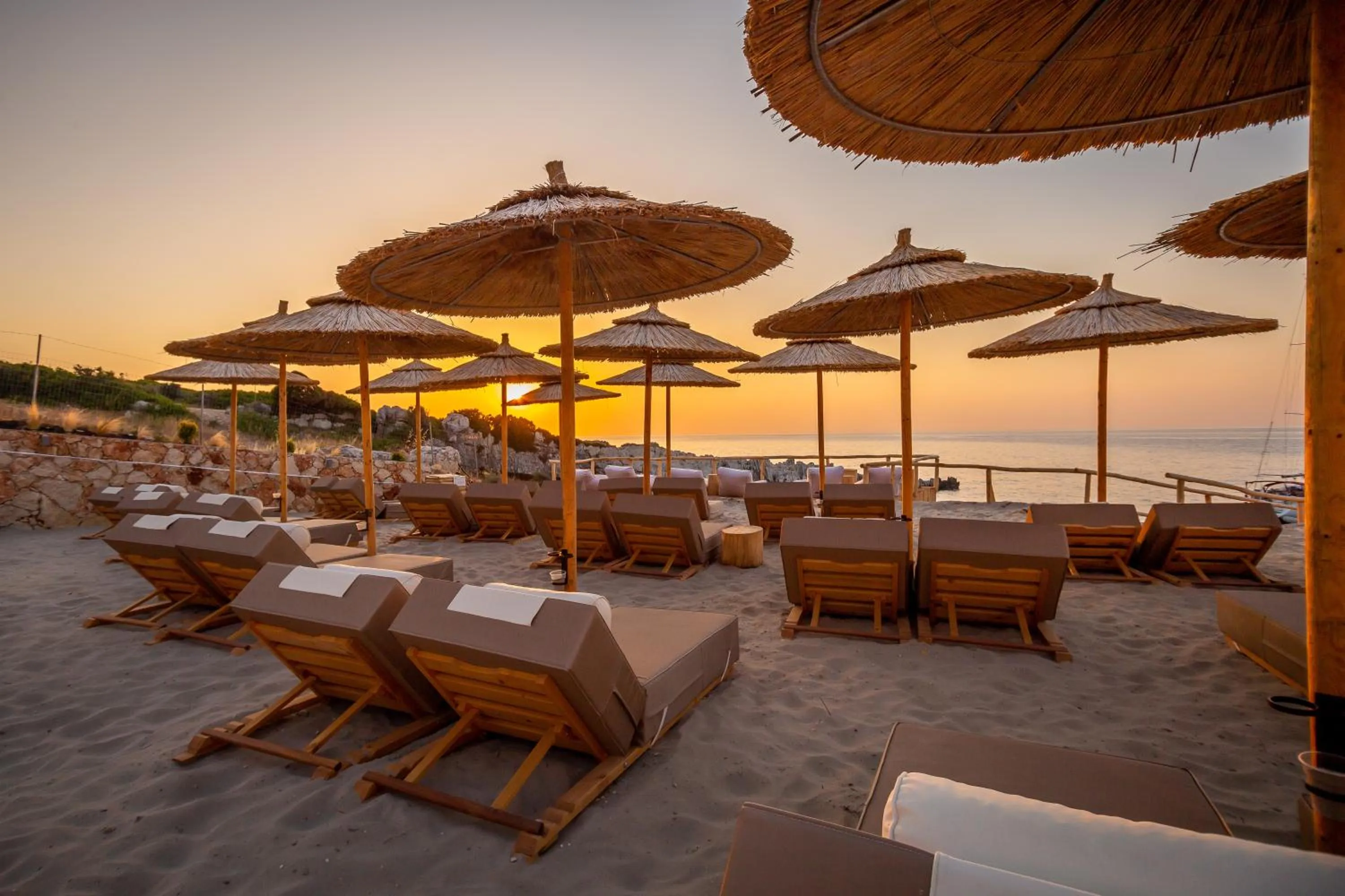 Aliv stone suites & spa