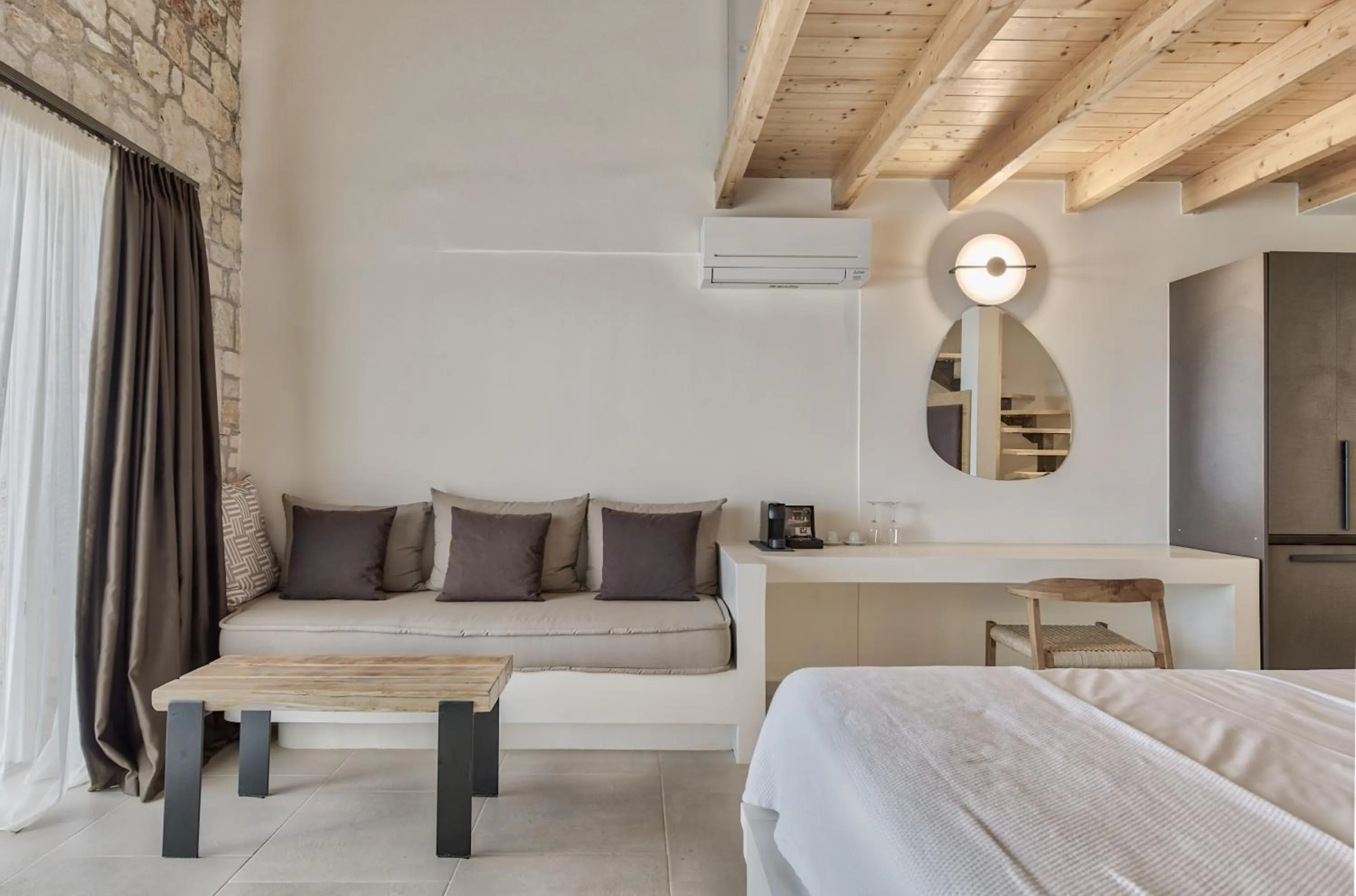 Aliv stone suites & spa