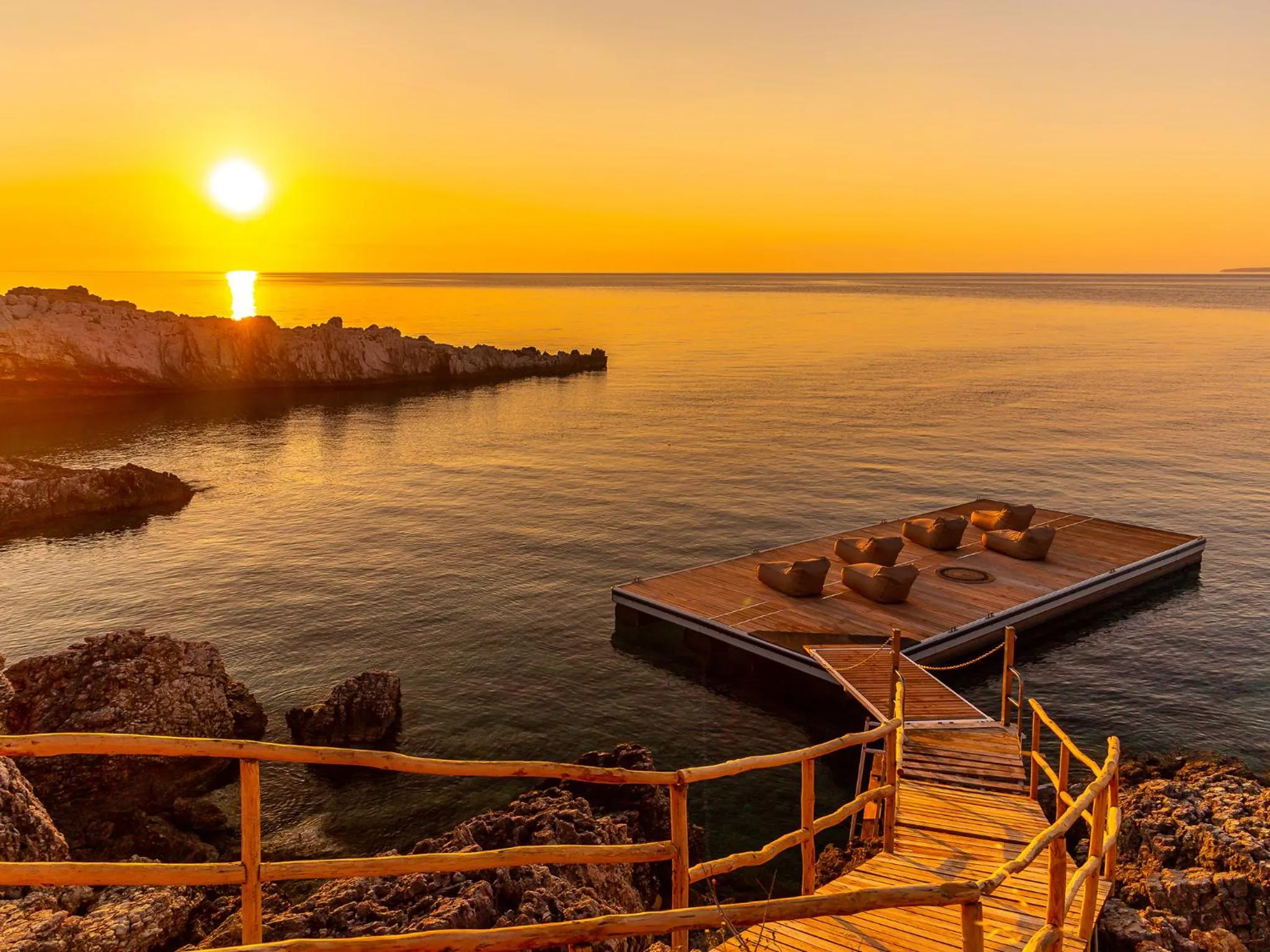 Aliv stone suites & spa