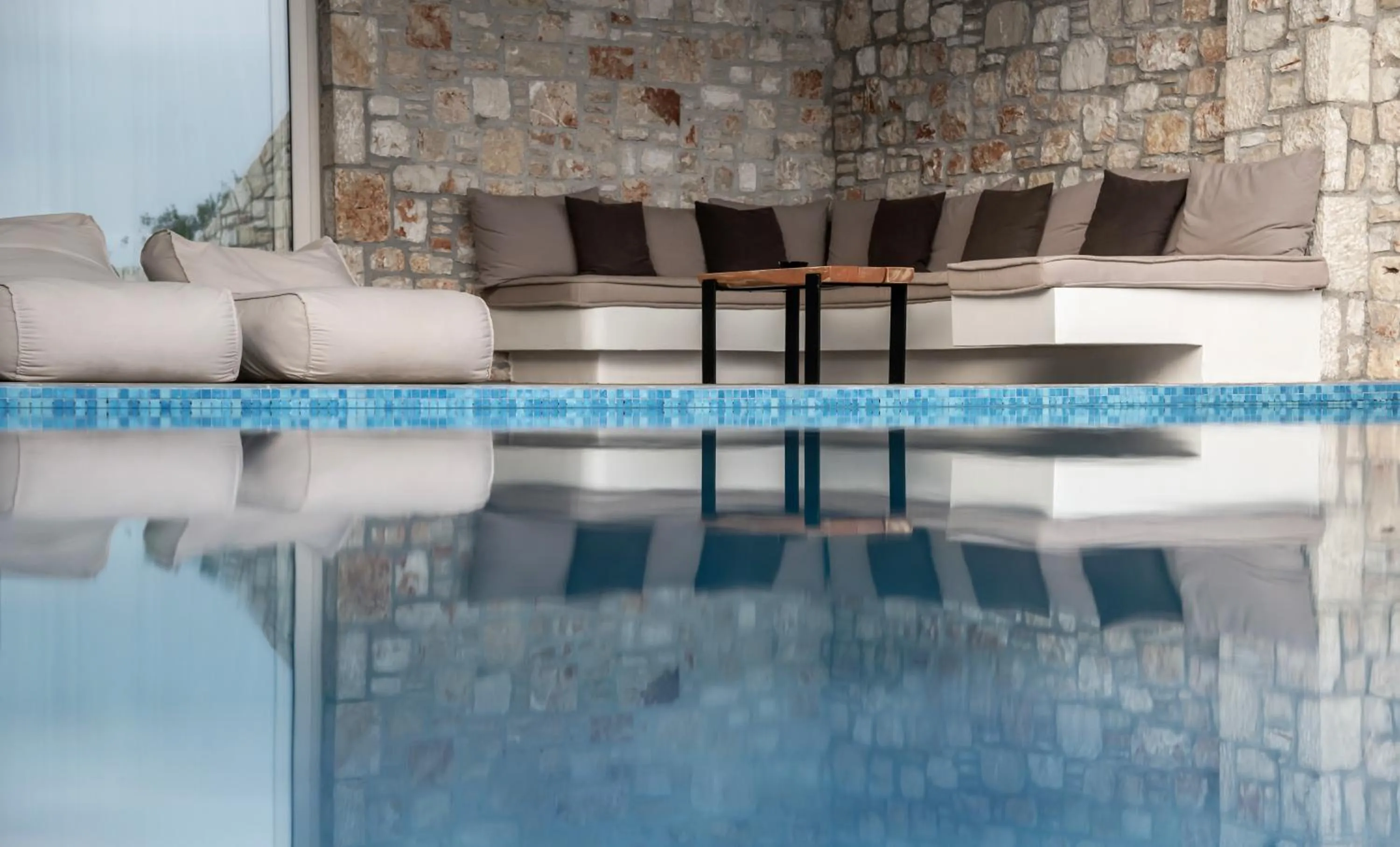 Aliv stone suites & spa