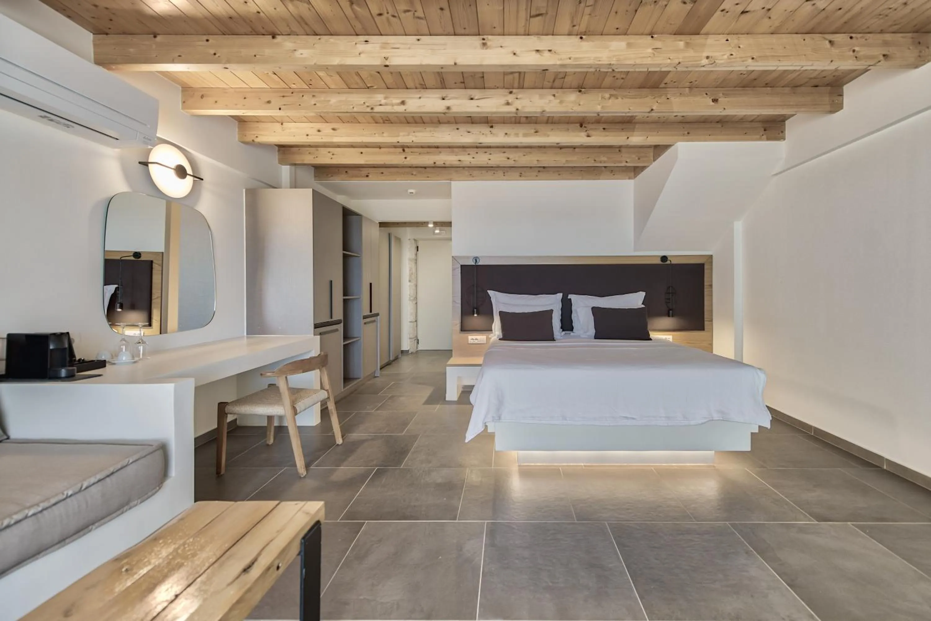 Aliv stone suites & spa