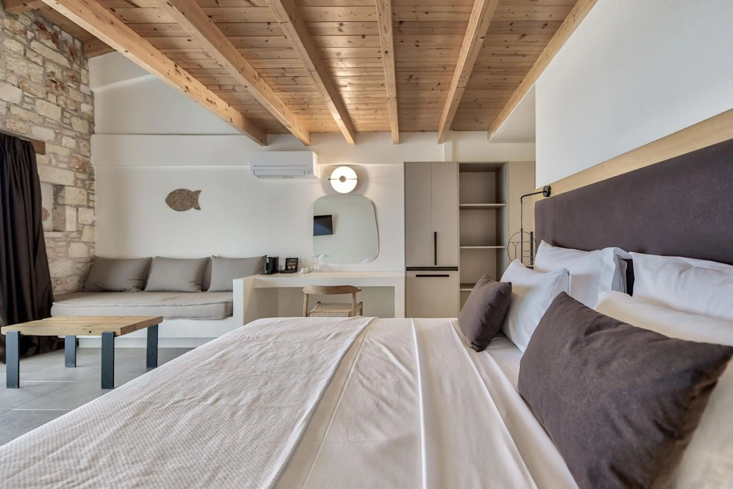 Aliv stone suites & spa