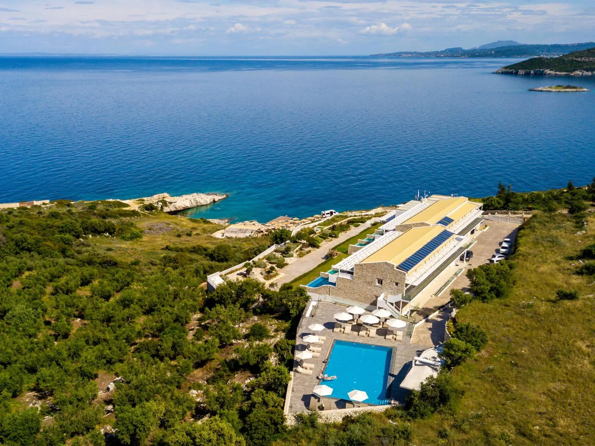 Aliv stone suites & spa