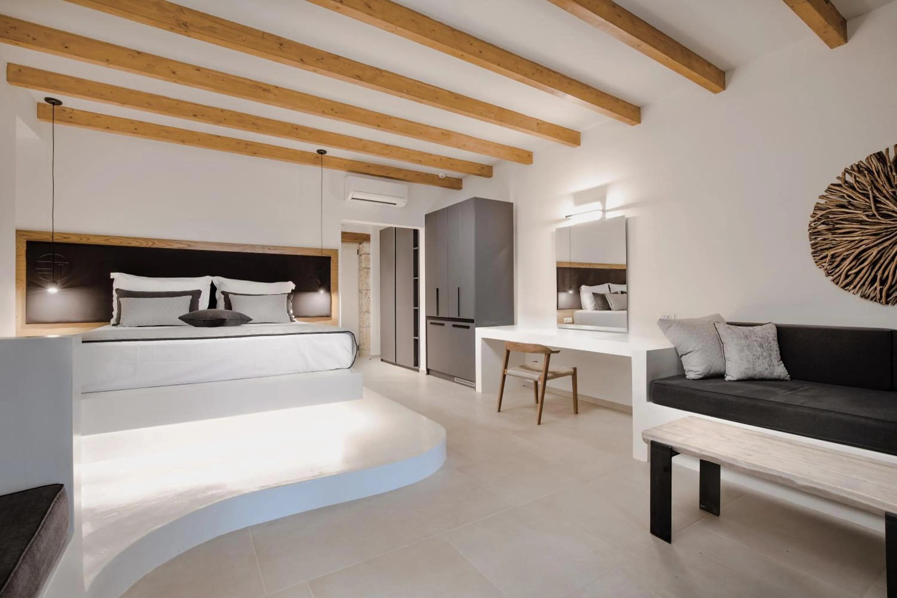 Aliv stone suites & spa