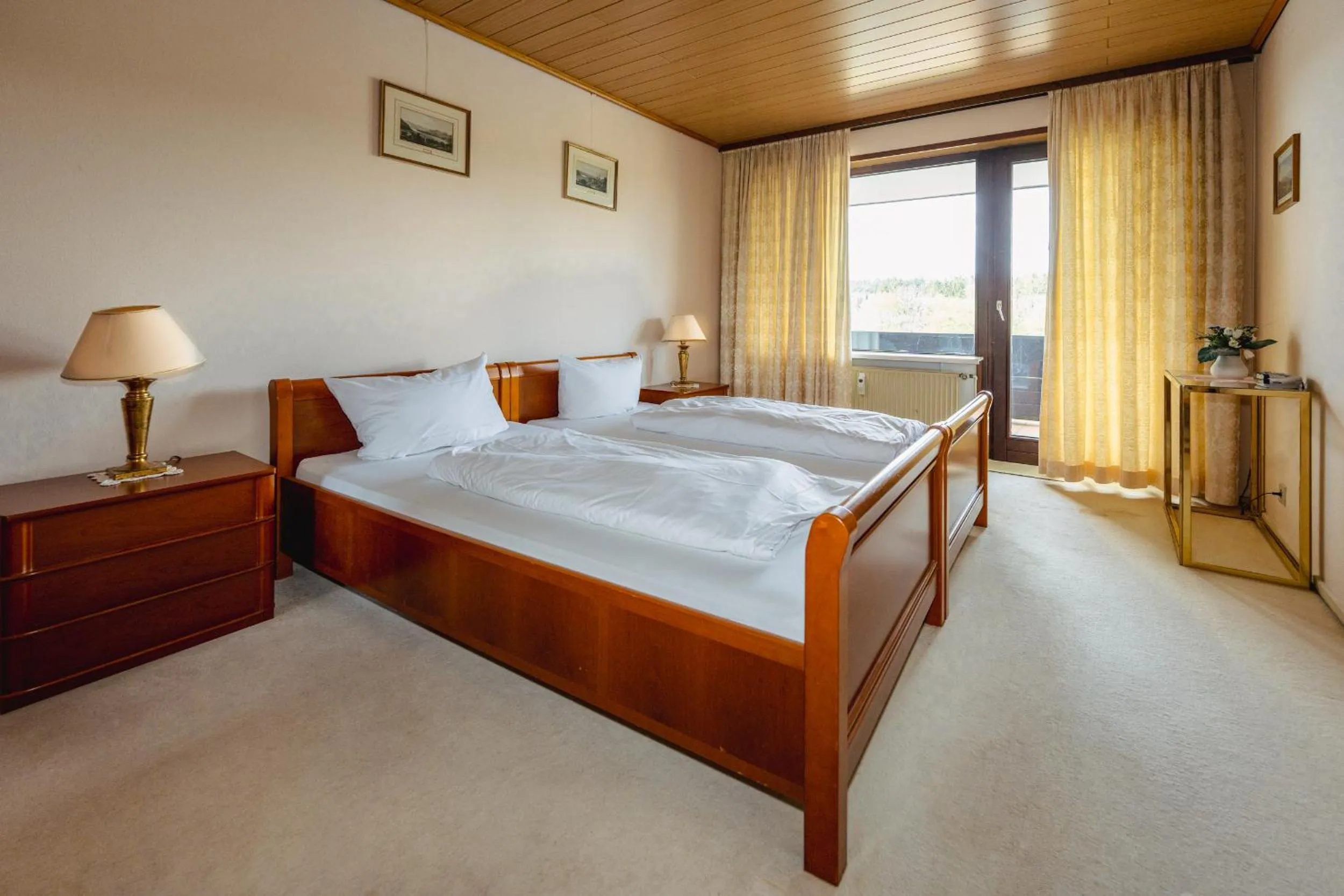 Bedroom, Bed in Hotels am Kranichsee