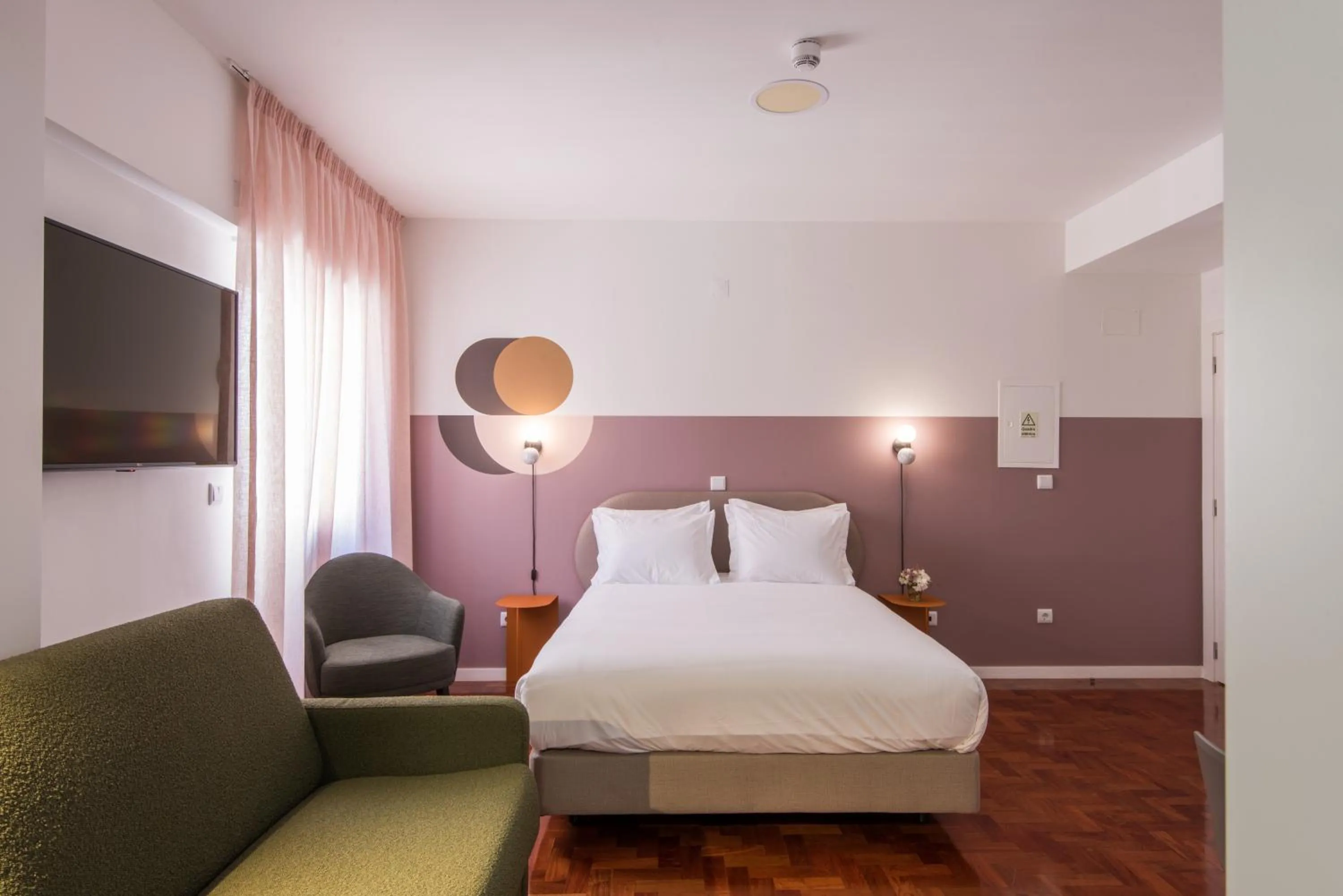 Bed in LSA Campos by Numa