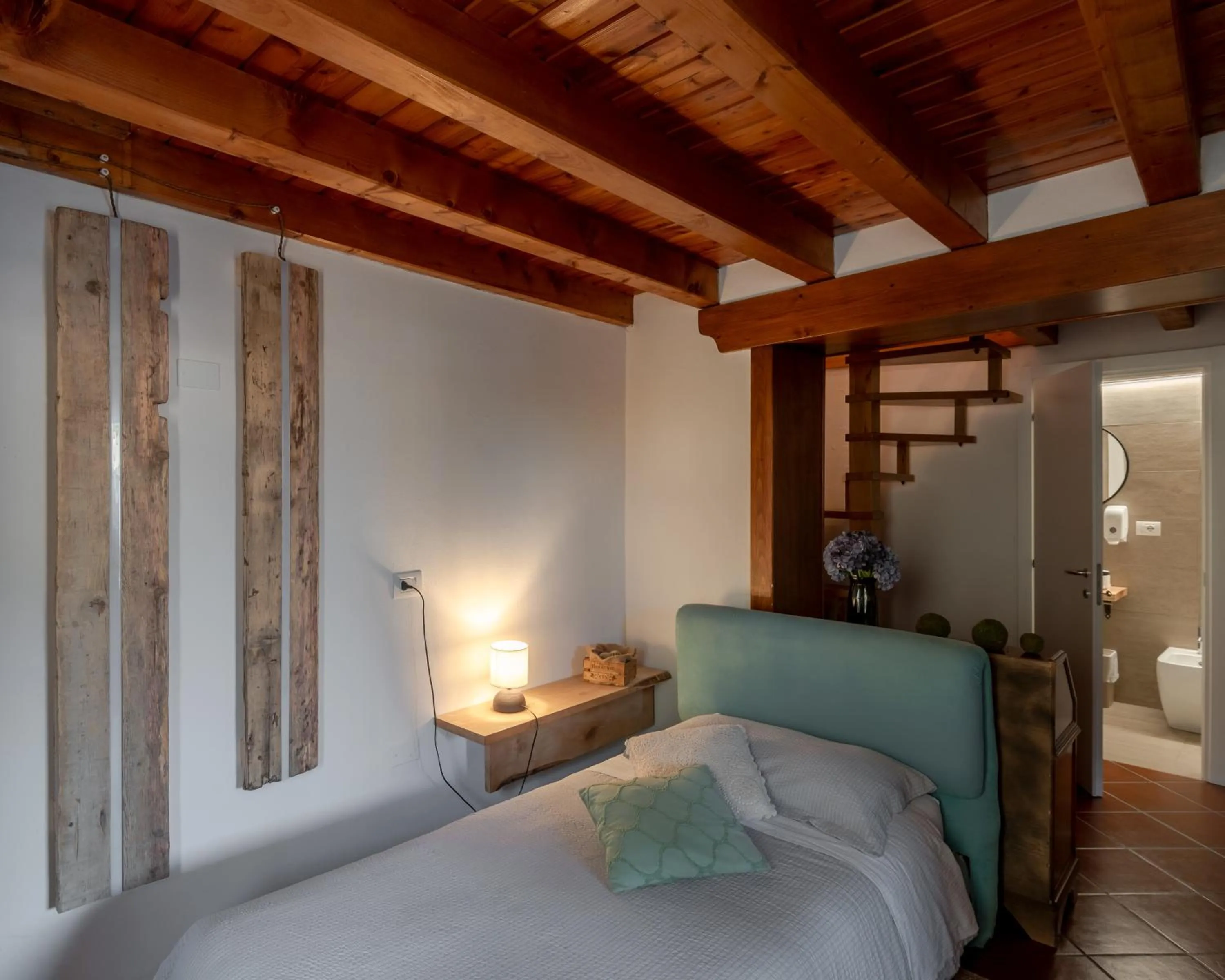 Photo of the whole room, Bed in BACARìA BED&BREAKFAST