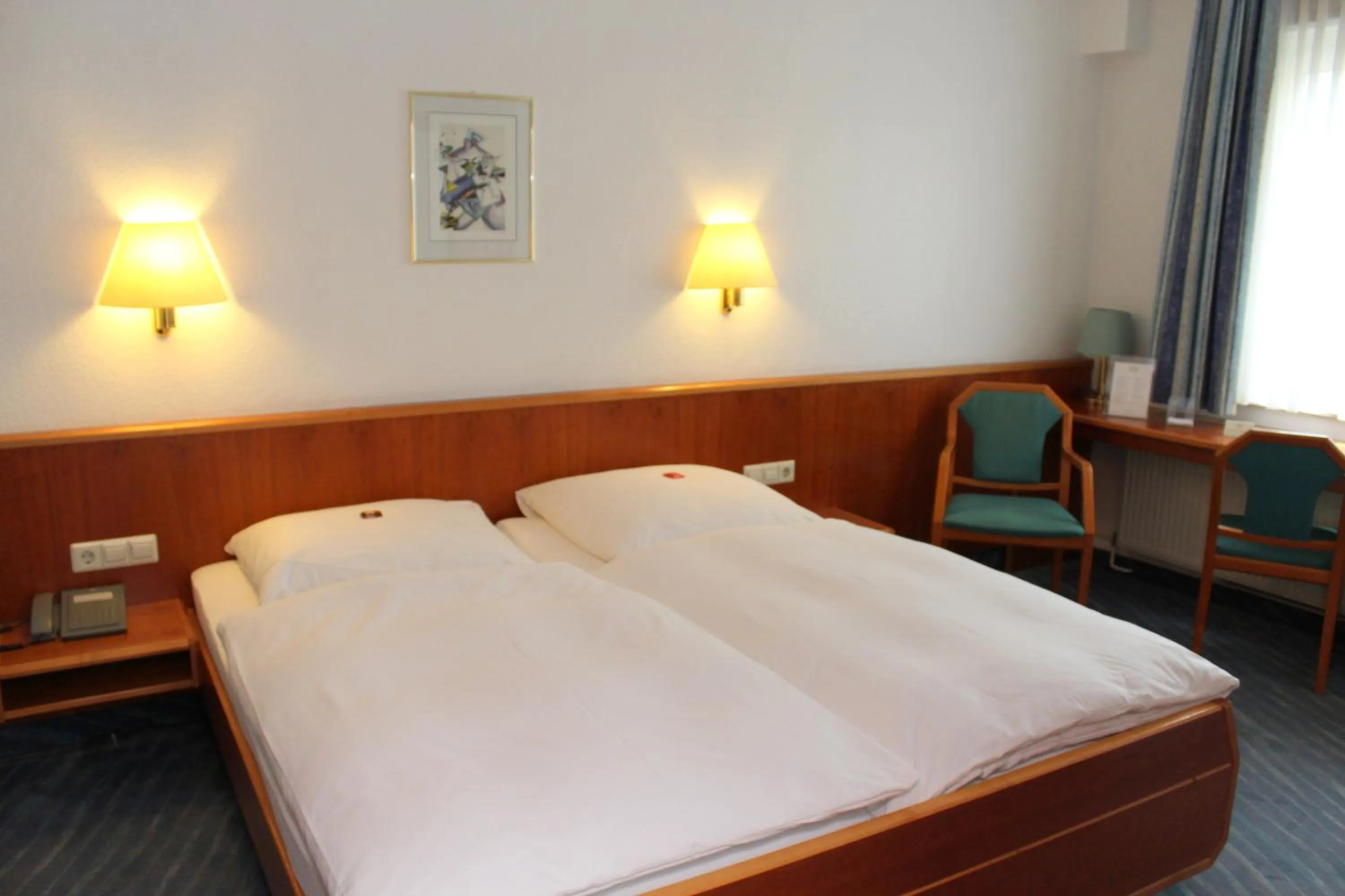 Bedroom, Bed in Hotel Sonne