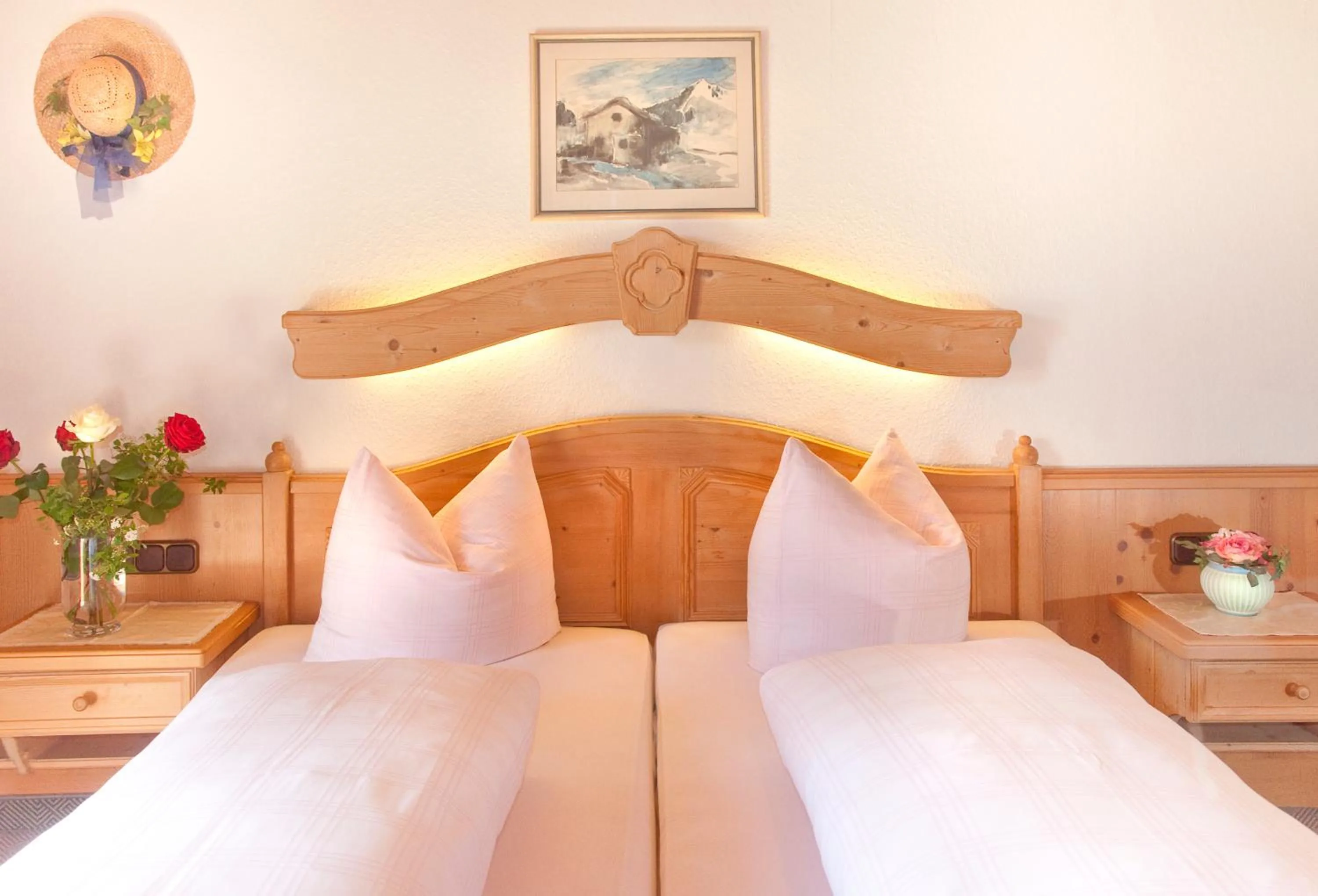 Bed in Hotel Gasthof Neuwirt