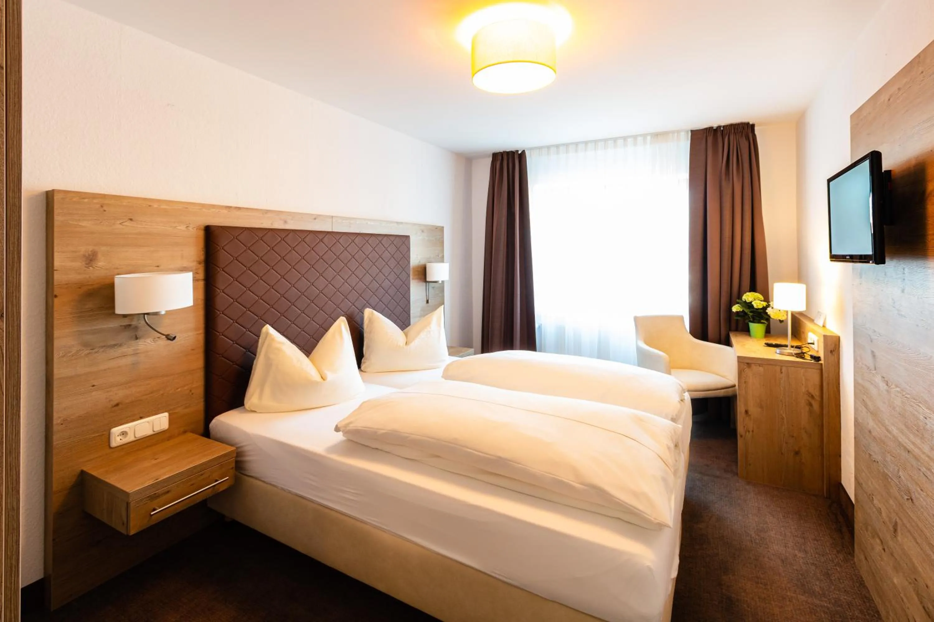 Bed in Hotel Gasthof Neuwirt