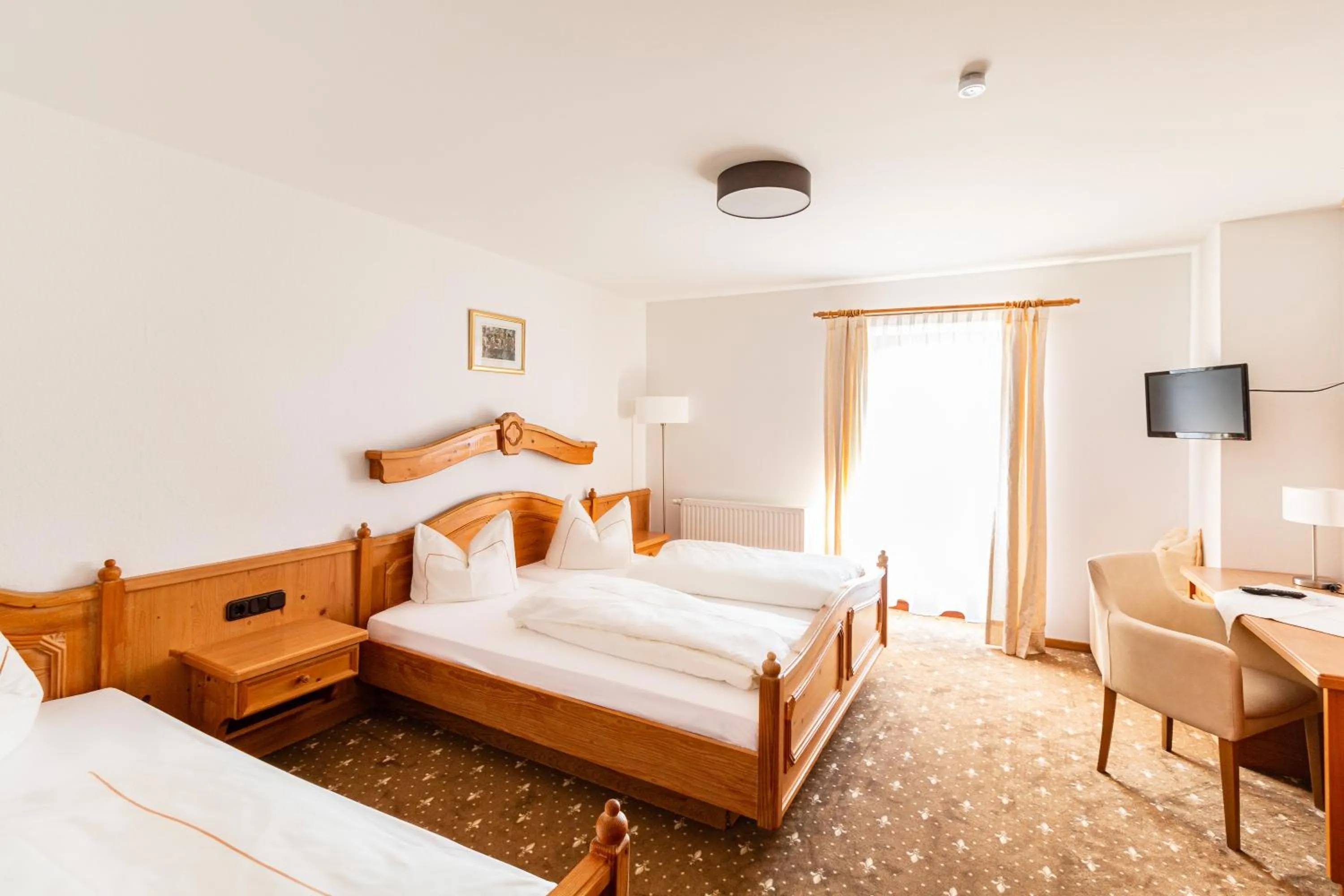 Bed in Hotel Gasthof Neuwirt