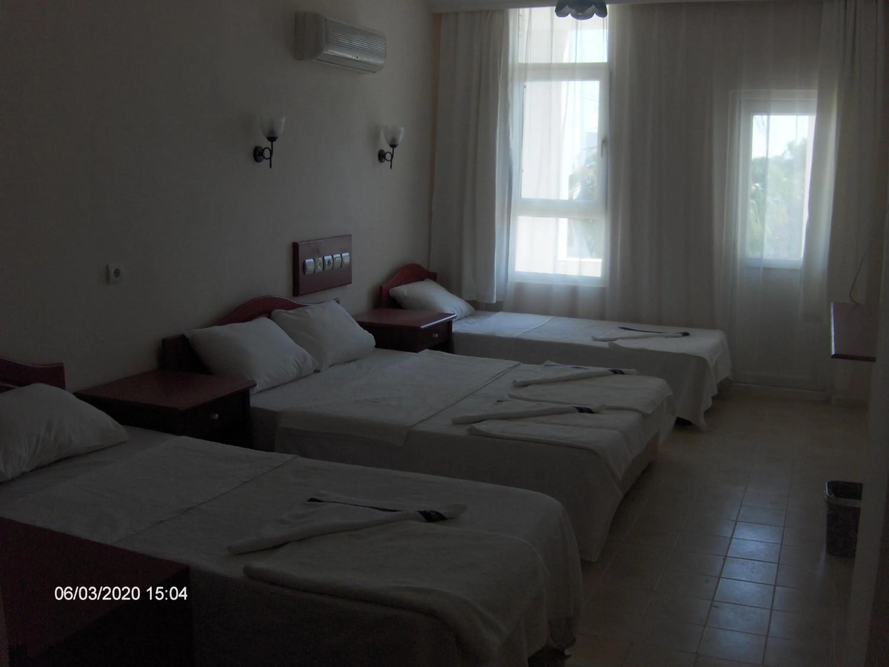 Photo of the whole room, Bed in Odessa Otel Avsallar