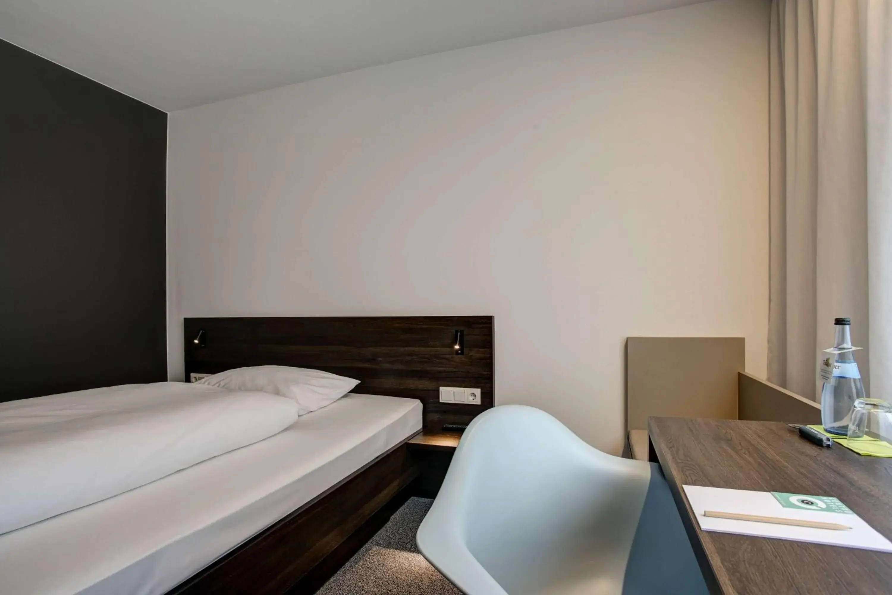 Photo of the whole room, Bed in Centro Park Hotel Stuttgart, Trademark Collection by Wyndham Photo of the whole room, Bed in Centro Park Hotel Stuttgart, Trademark Collection by Wyndham