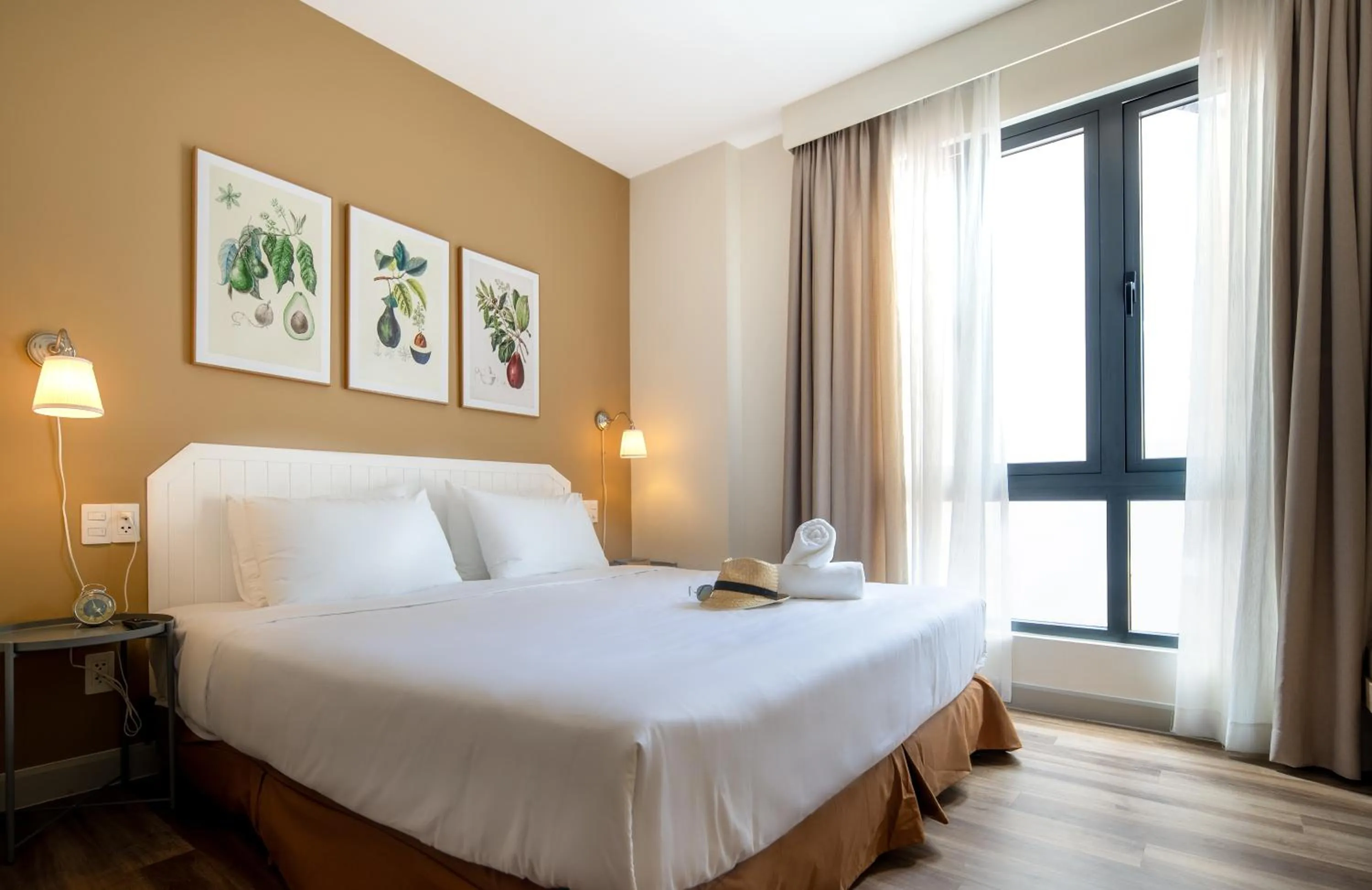 Photo of the whole room, Bed in La Em Boutique Villa