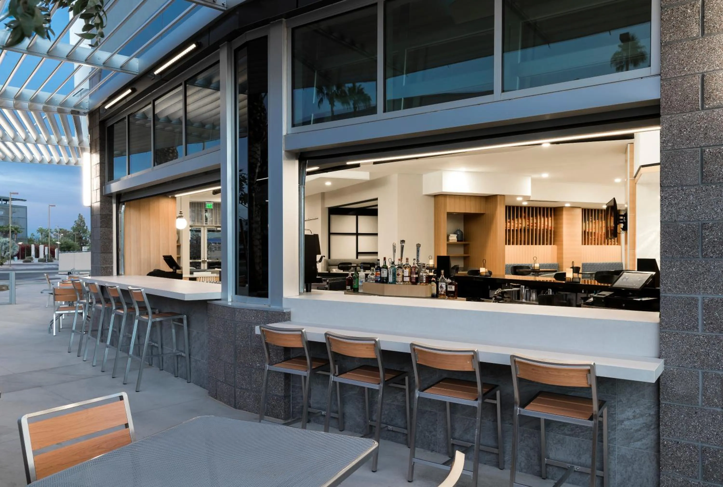 Patio in Hyatt Place Tempe Phoenix University