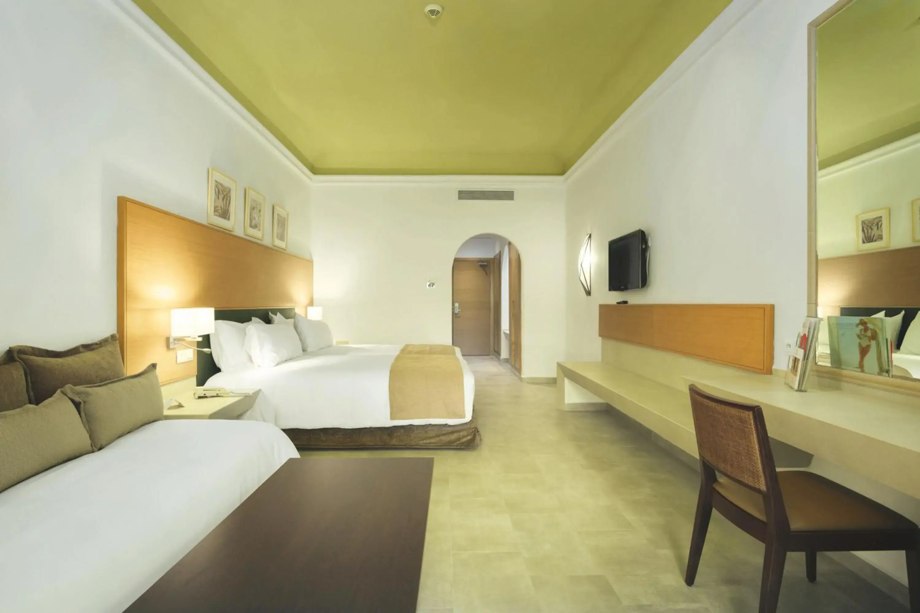 TV and multimedia, Bed in Hotel Riu Tikida Palmeraie - All Inclusive TV and multimedia, Bed in Hotel Riu Tikida Palmeraie - All Inclusive