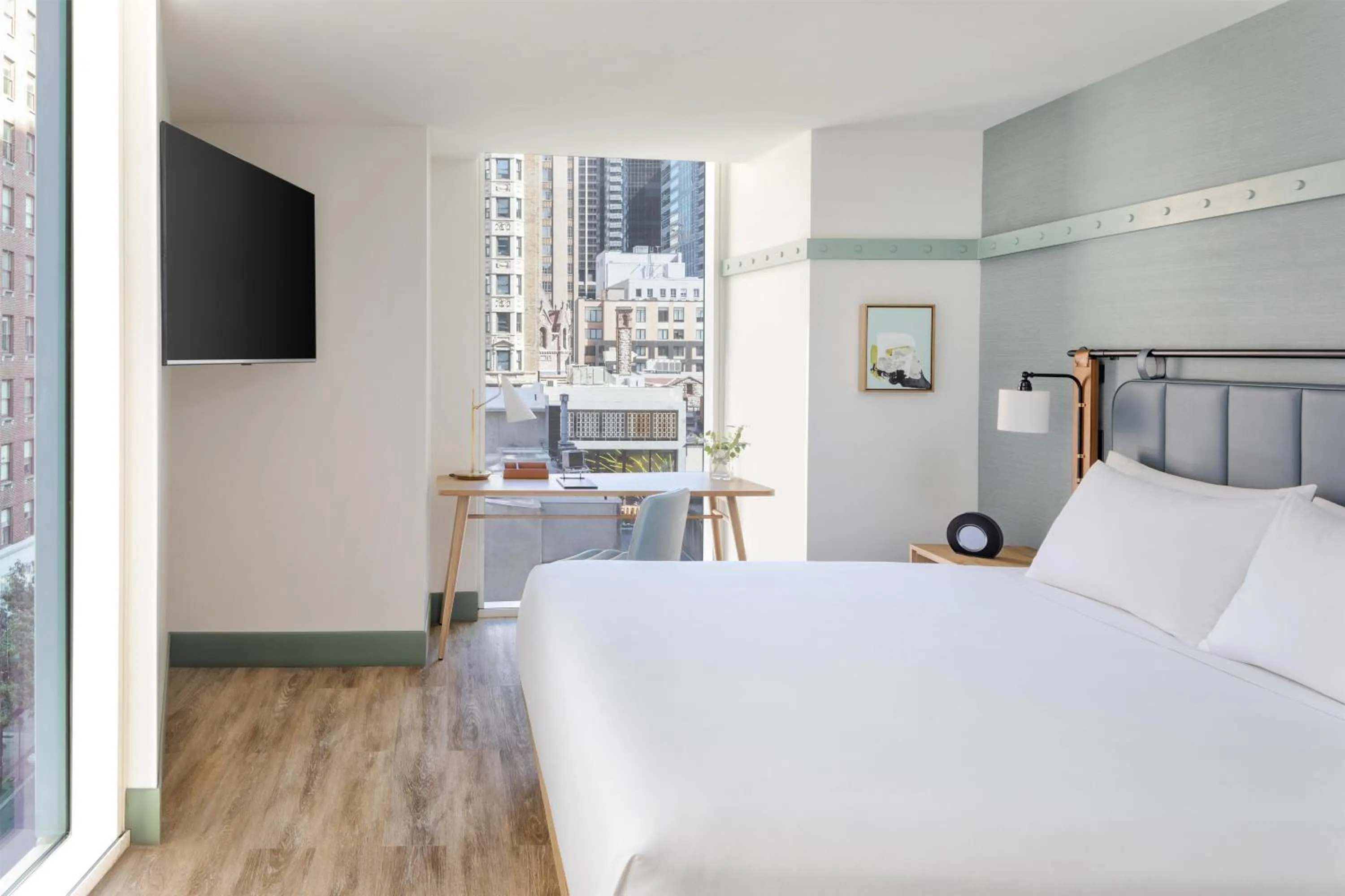 Bedroom, Bed in Hyatt Centric Center City Philadelphia