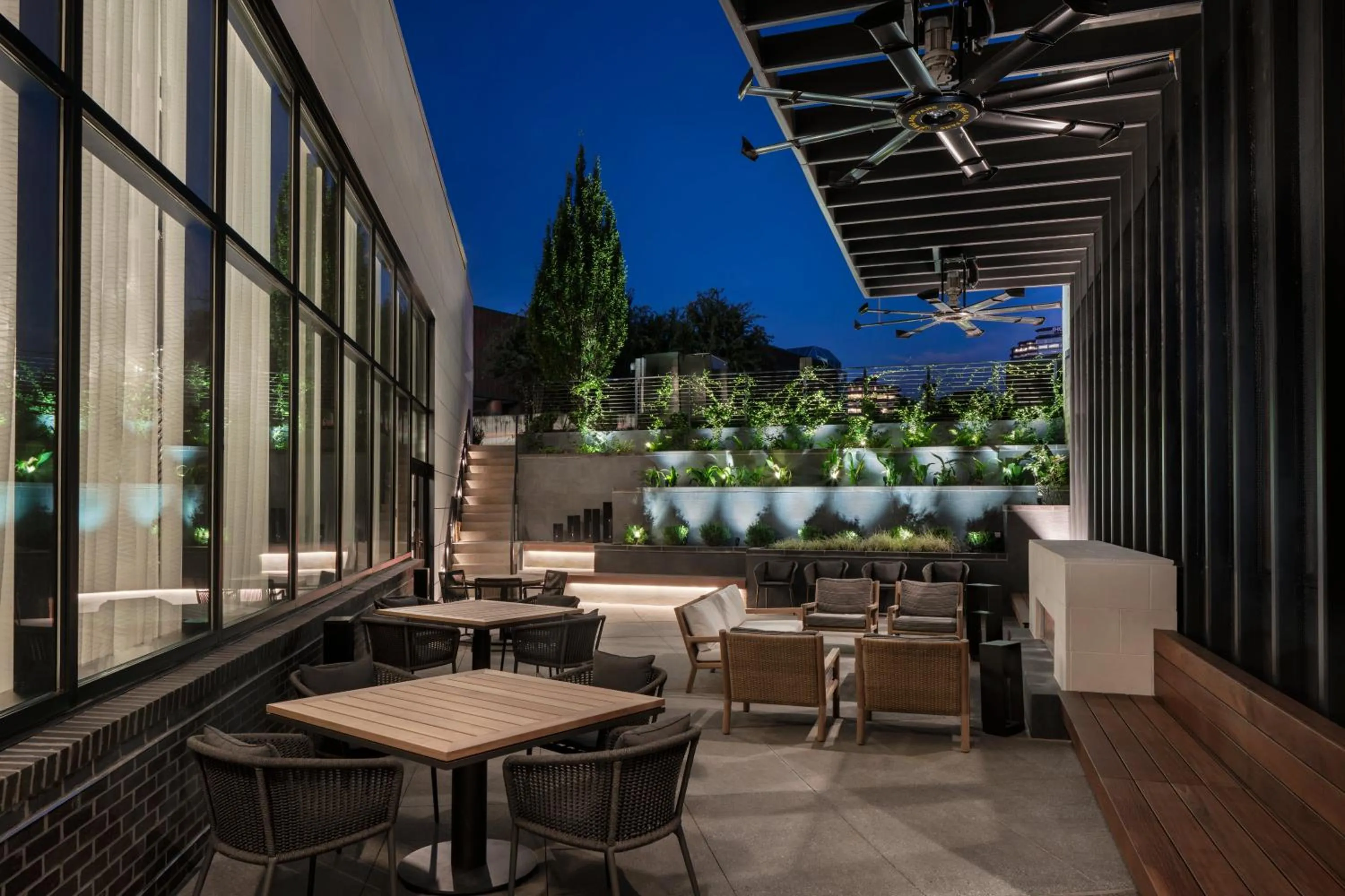 Patio in Hyatt Place Atlanta/Perimeter Center