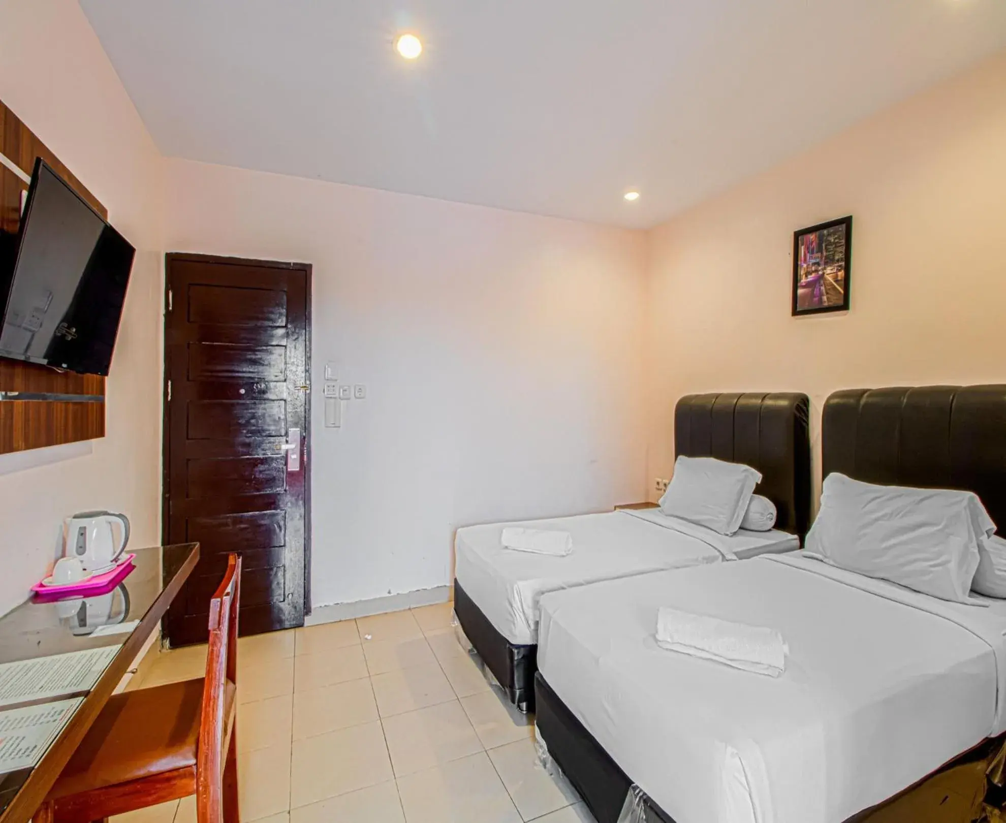 Deluxe Twin Room in Dna Fun Zone Pekanbaru Deluxe Twin Room in Dna Fun Zone Pekanbaru