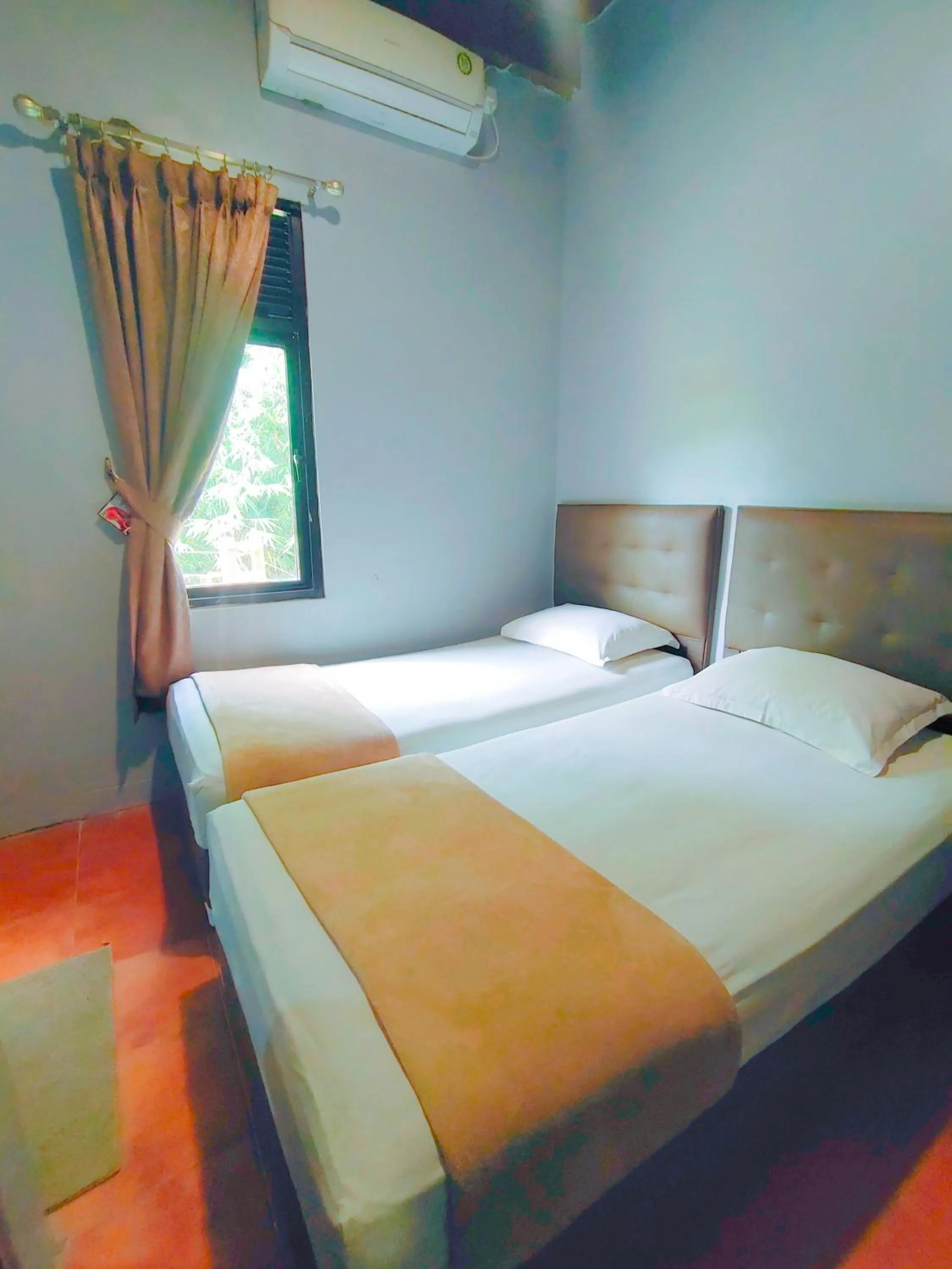 Bedroom, Bed in Degung Hillside