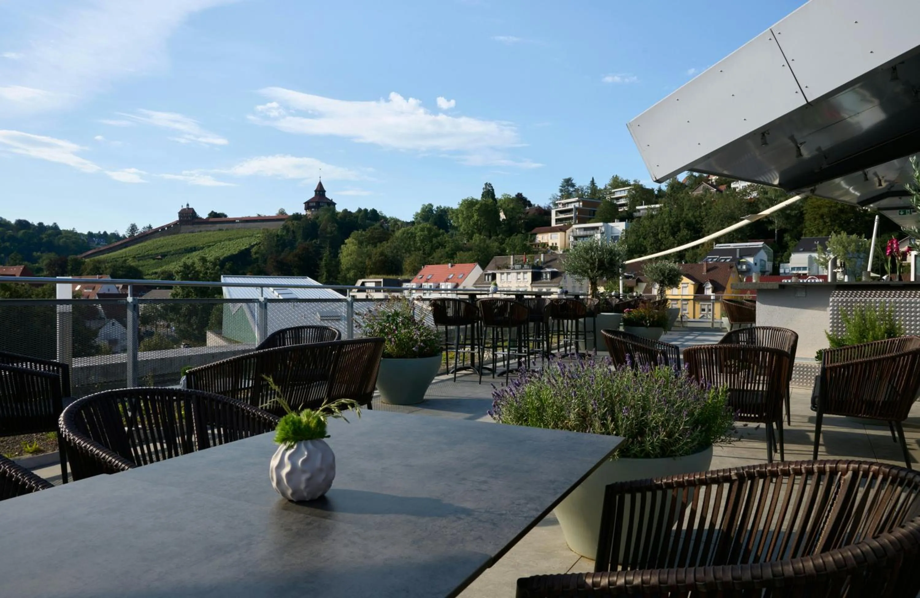 Balcony/Terrace in Leonardo Hotel Esslingen