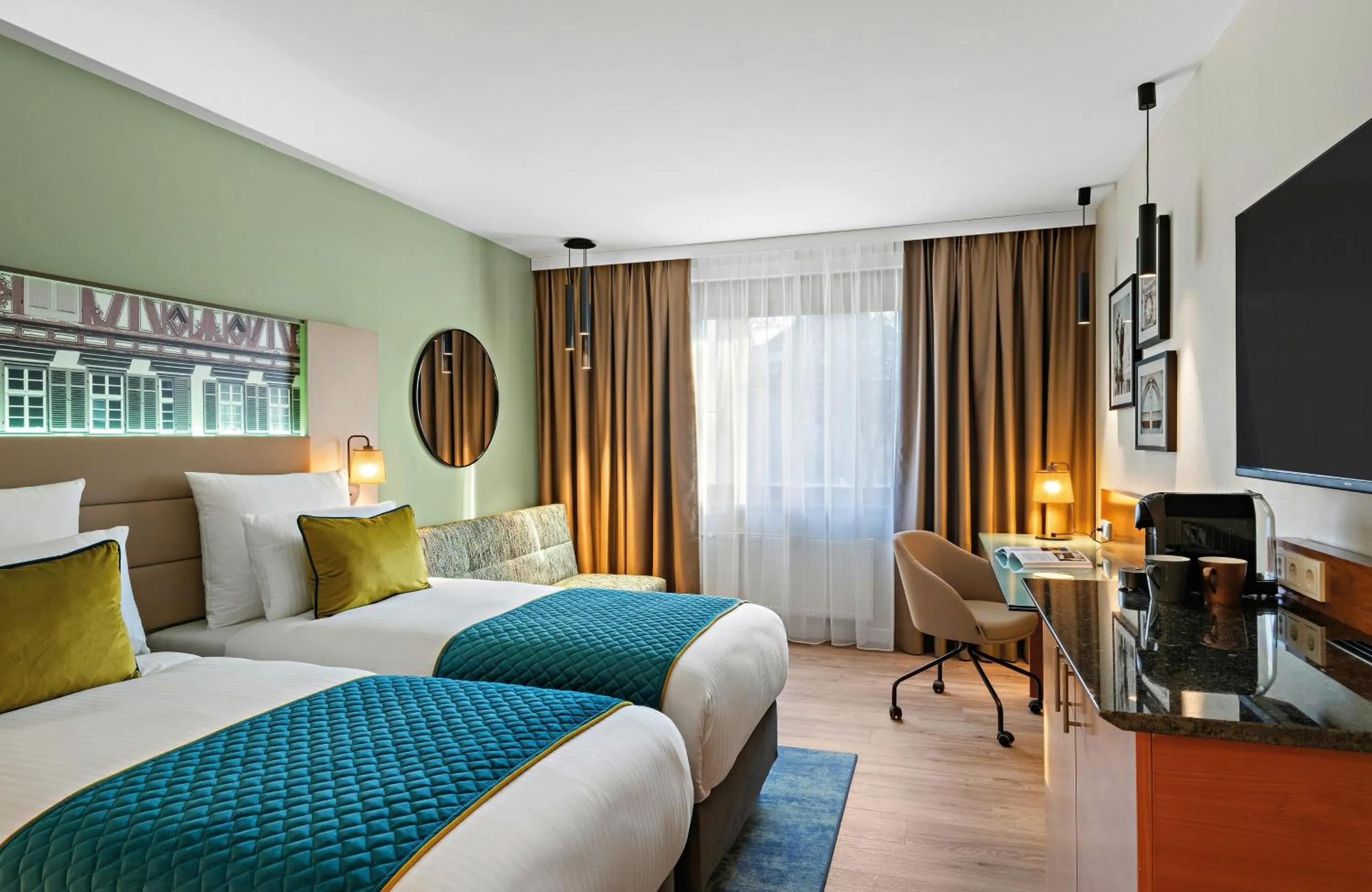 Photo of the whole room, Bed in Leonardo Hotel Esslingen