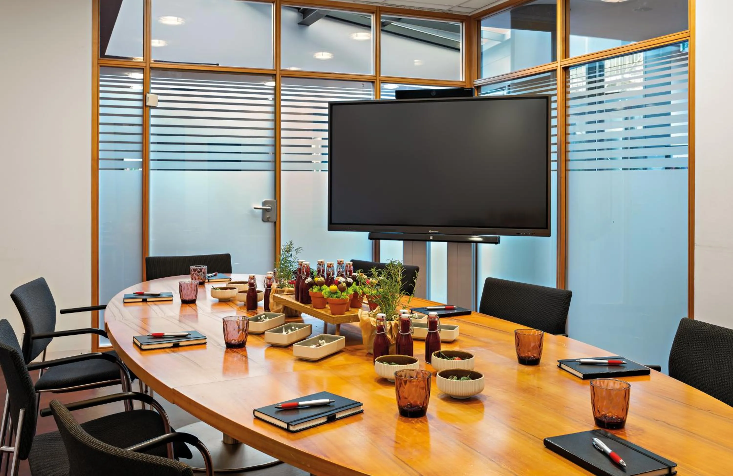 Meeting/conference room in Leonardo Hotel Esslingen