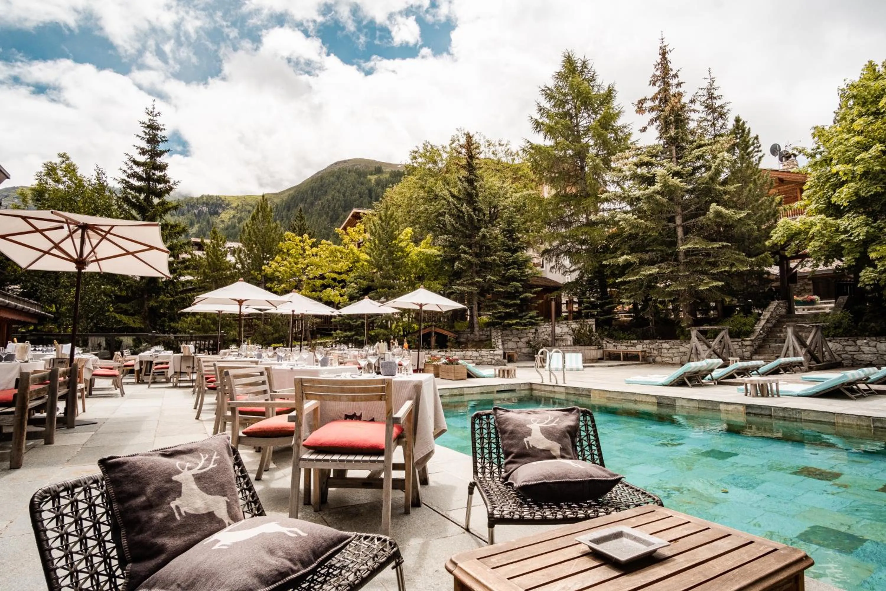 Patio in Hôtel LE BLIZZARD