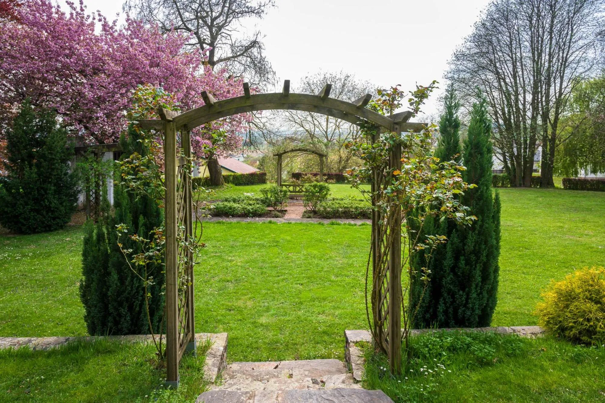 Garden in Landhaus zu Kürenberg