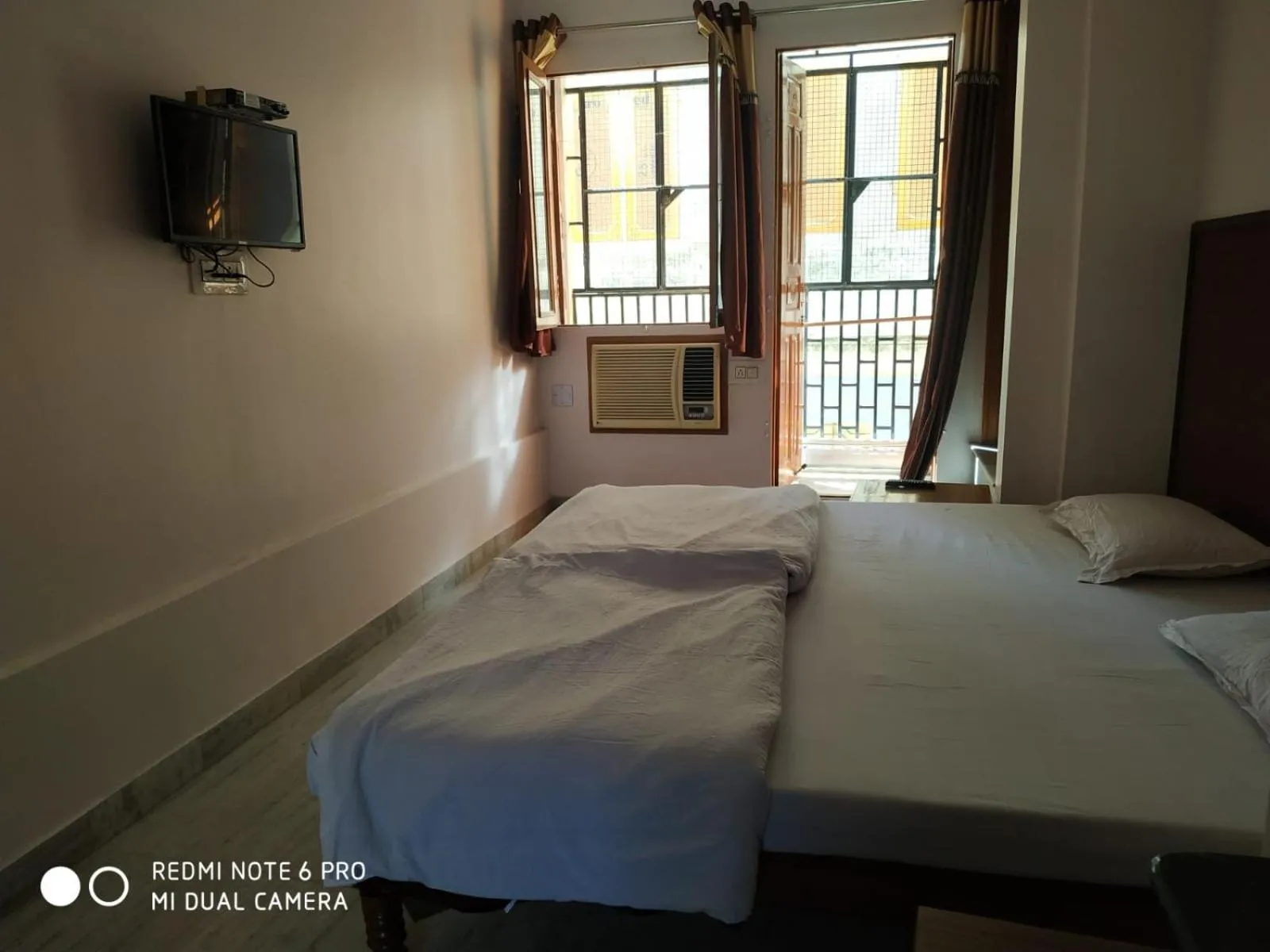 Bed in BOBY HOME STAY "BOBY MANSION" Jaipur