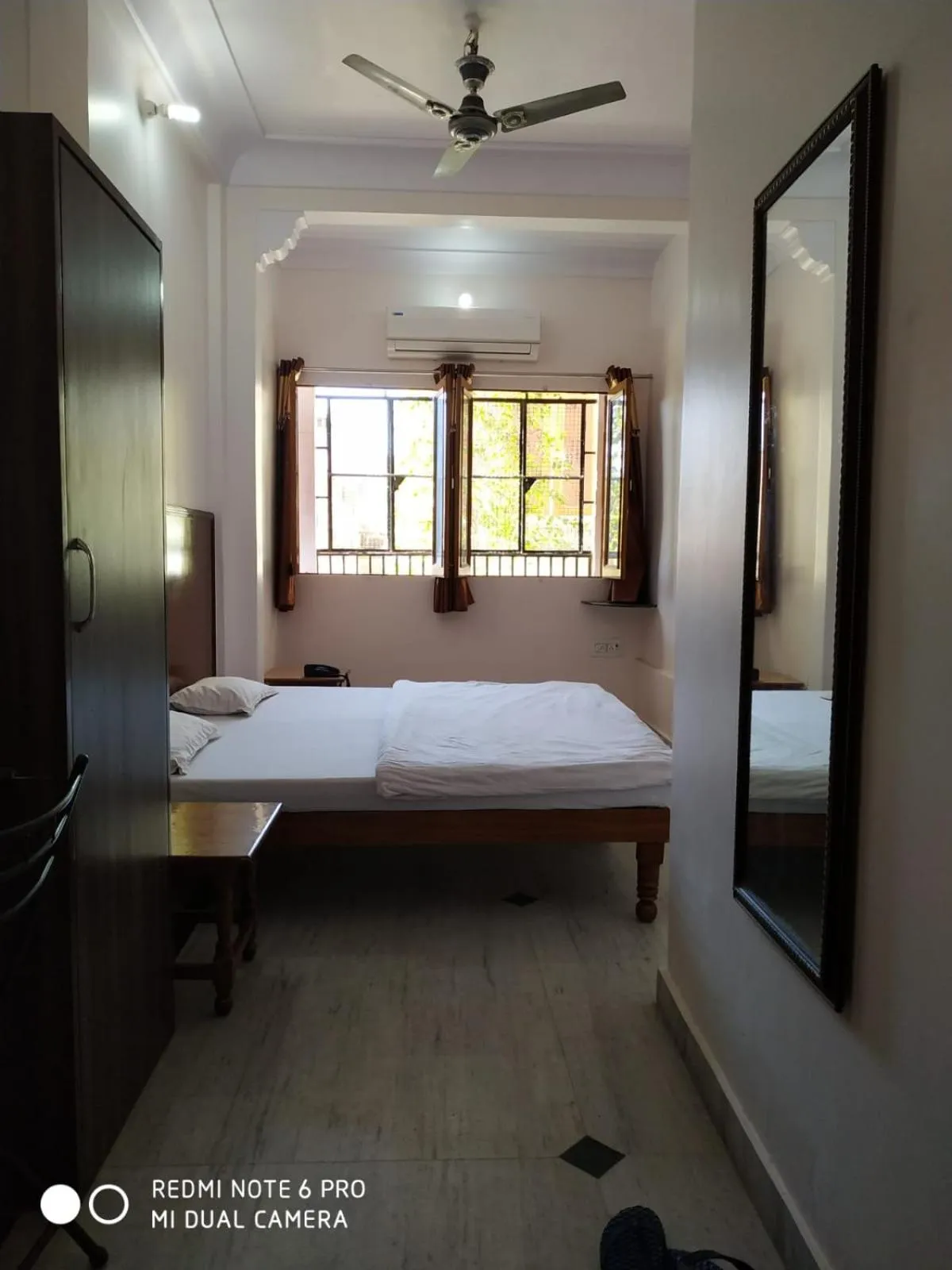 Bed in BOBY HOME STAY "BOBY MANSION" Jaipur