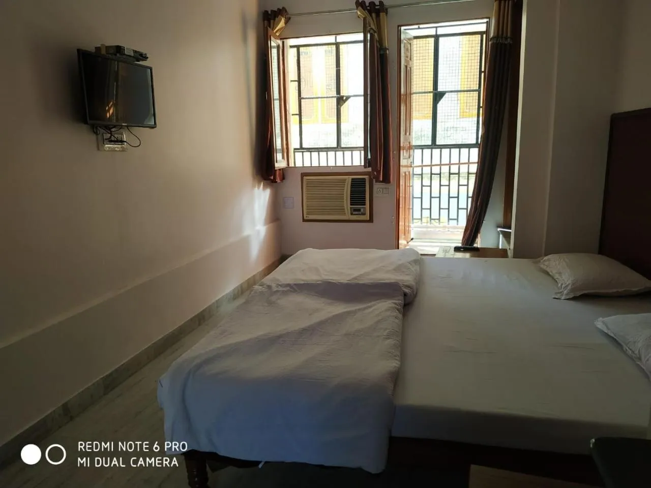 Bed in BOBY HOME STAY "BOBY MANSION" Jaipur