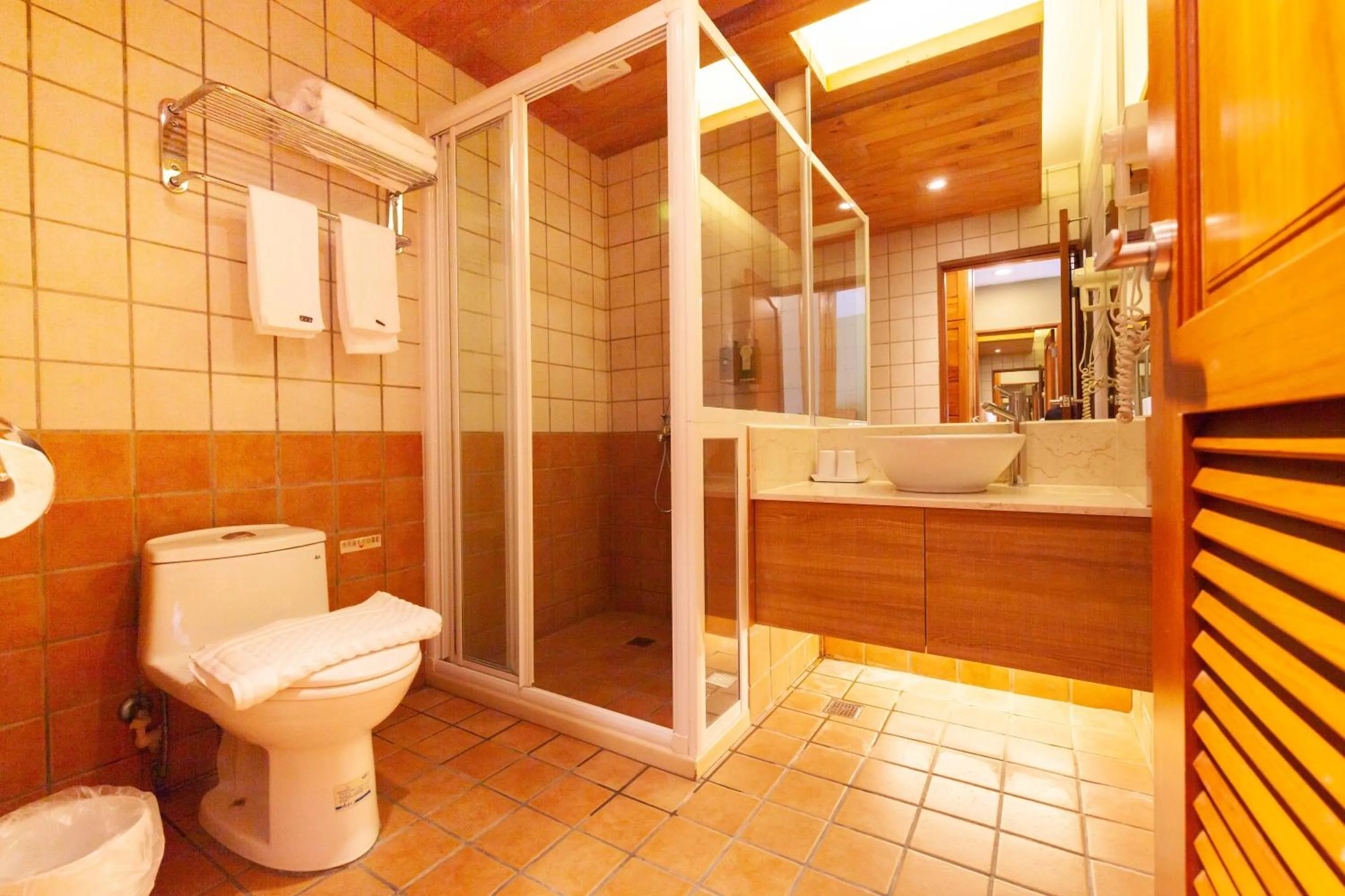 Bathroom in Hinoki House