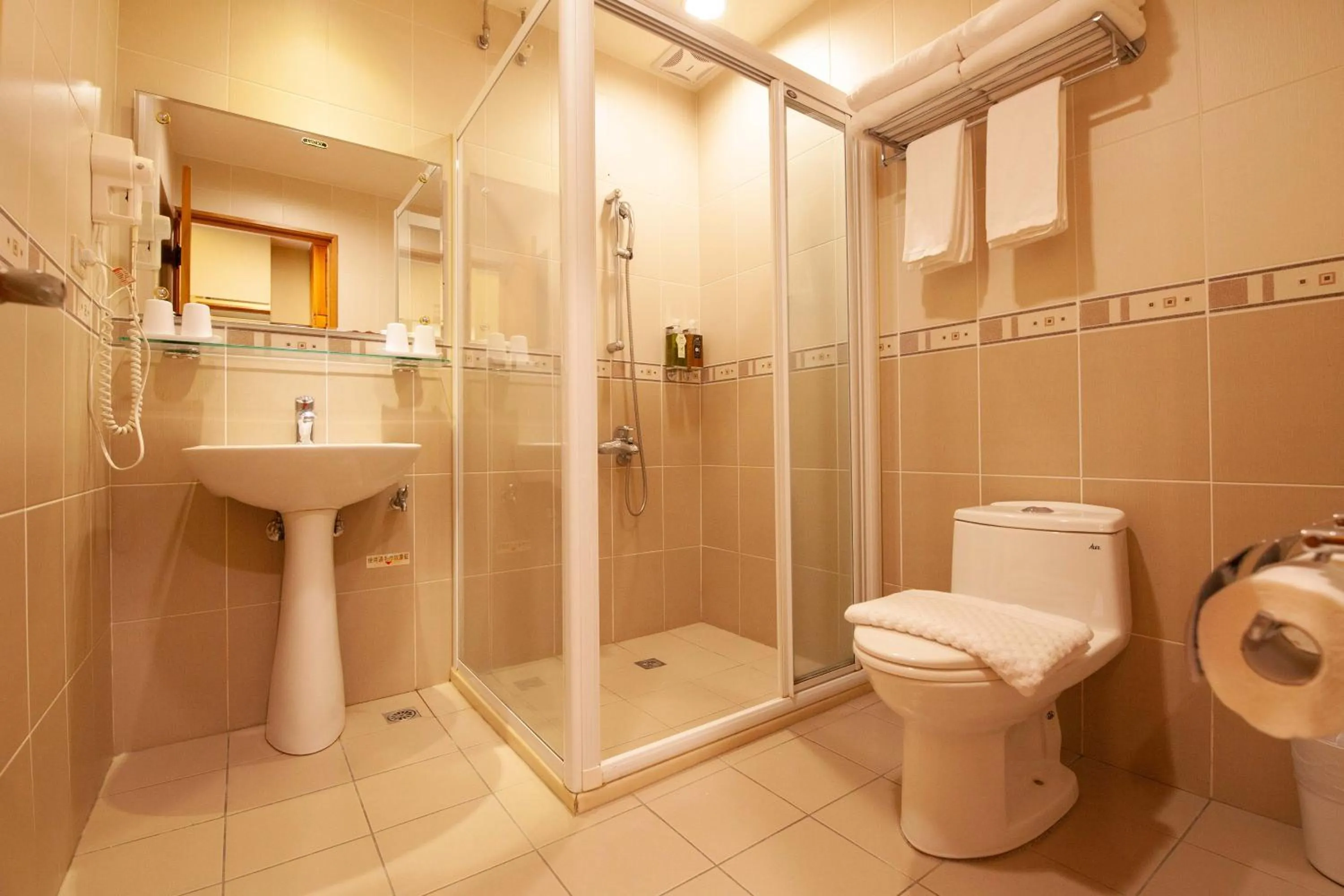 Bathroom in Hinoki House