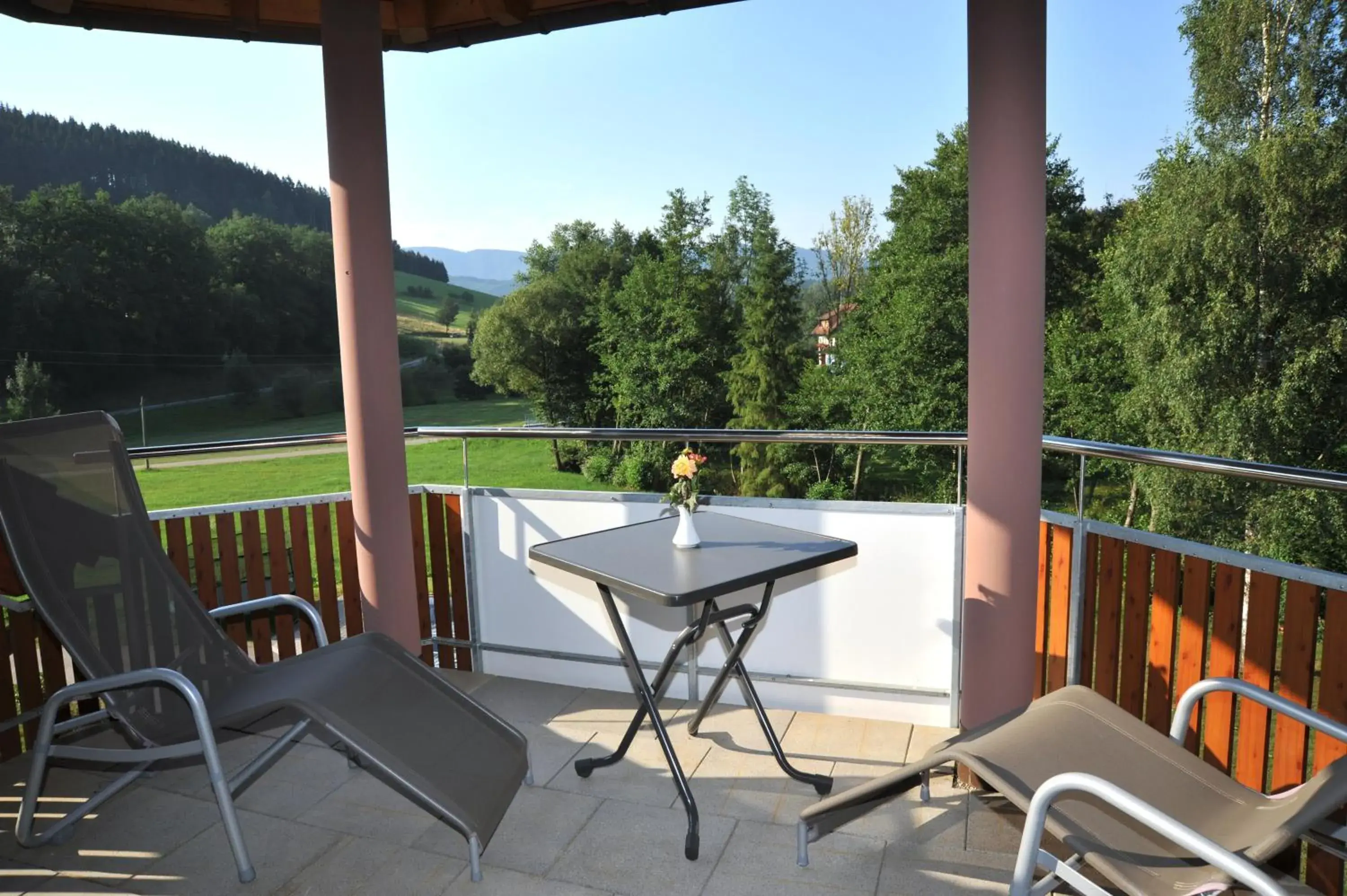 Quadruple Room with Garden View - single occupancy in Landgasthof Adler Pelzmühle Quadruple Room with Garden View - single occupancy in Landgasthof Adler Pelzmühle