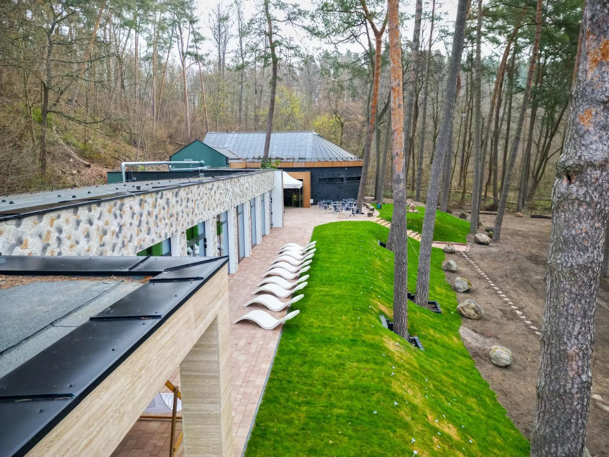 Property building in 4 Pory Roku Resort Sauna & Spa