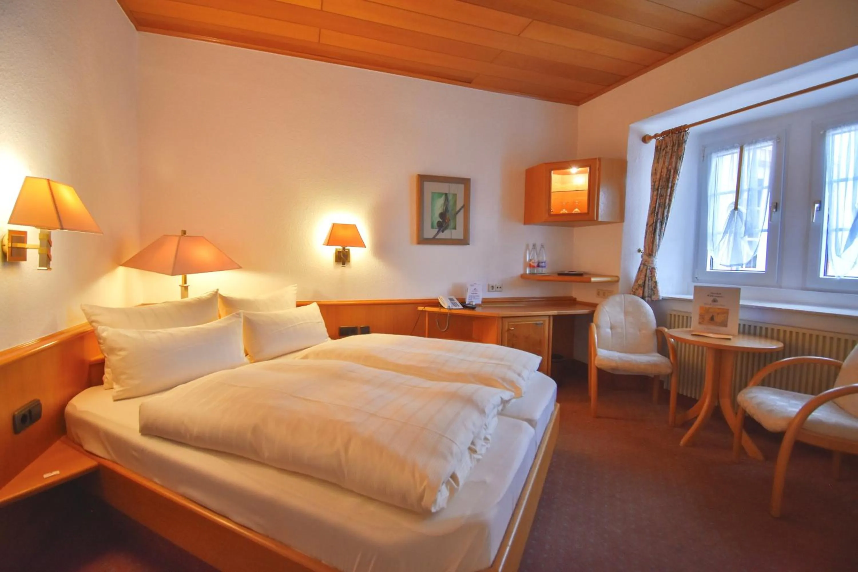 Photo of the whole room, Bed in Schloß-Hotel Petry