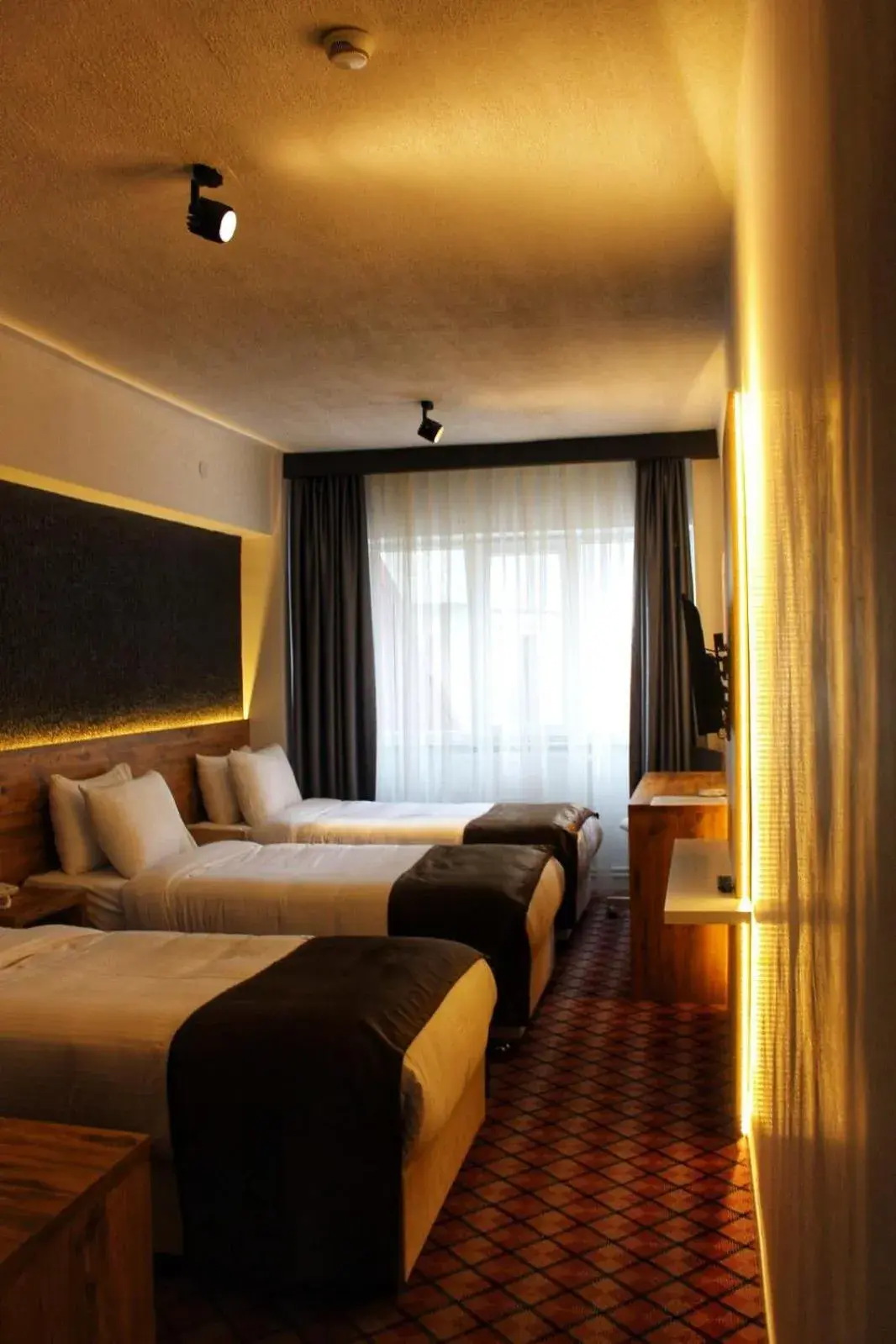 Standard Triple Room in ESKOPPremium OTEL Standard Triple Room in ESKOPPremium OTEL