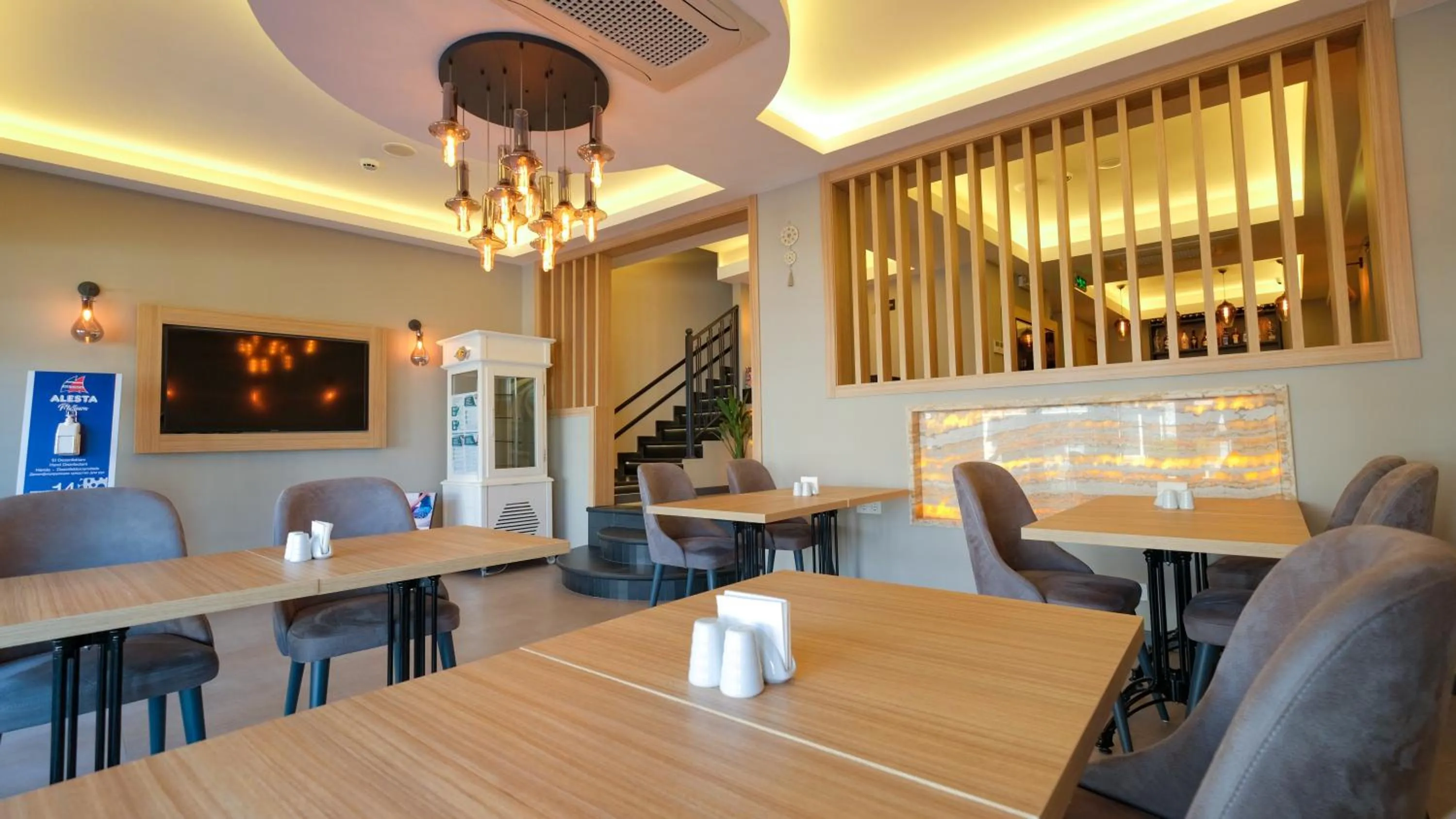 Seating area in Alesta Midtown