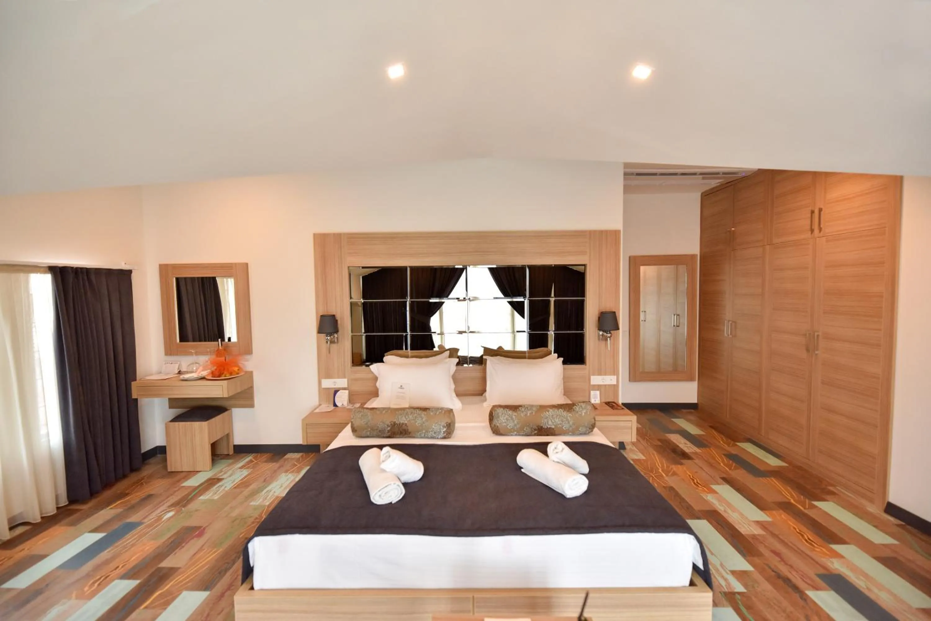 Photo of the whole room, Bed in Alesta Midtown